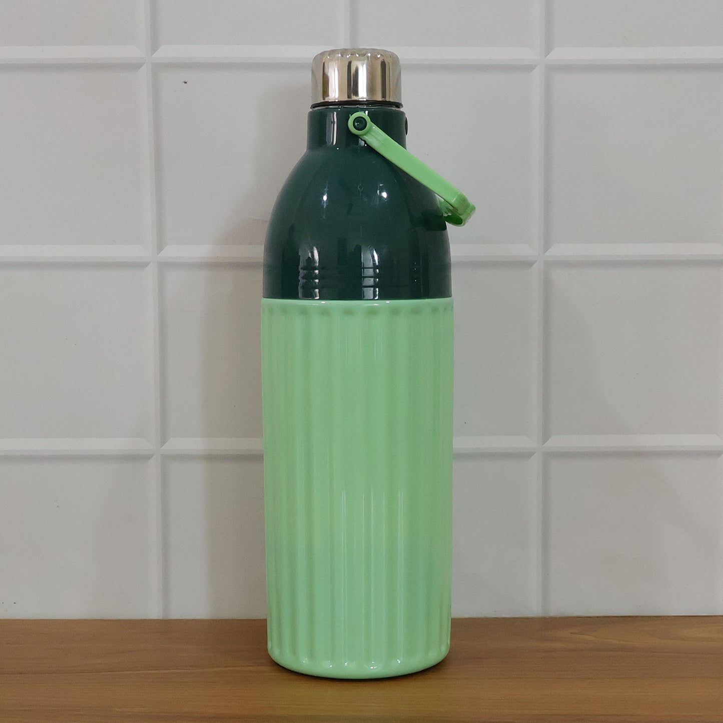 1700 ML Insulated Plastic Water Bottle with Steel Cap & Strap (1 Pc) - Happy Price - Image 7