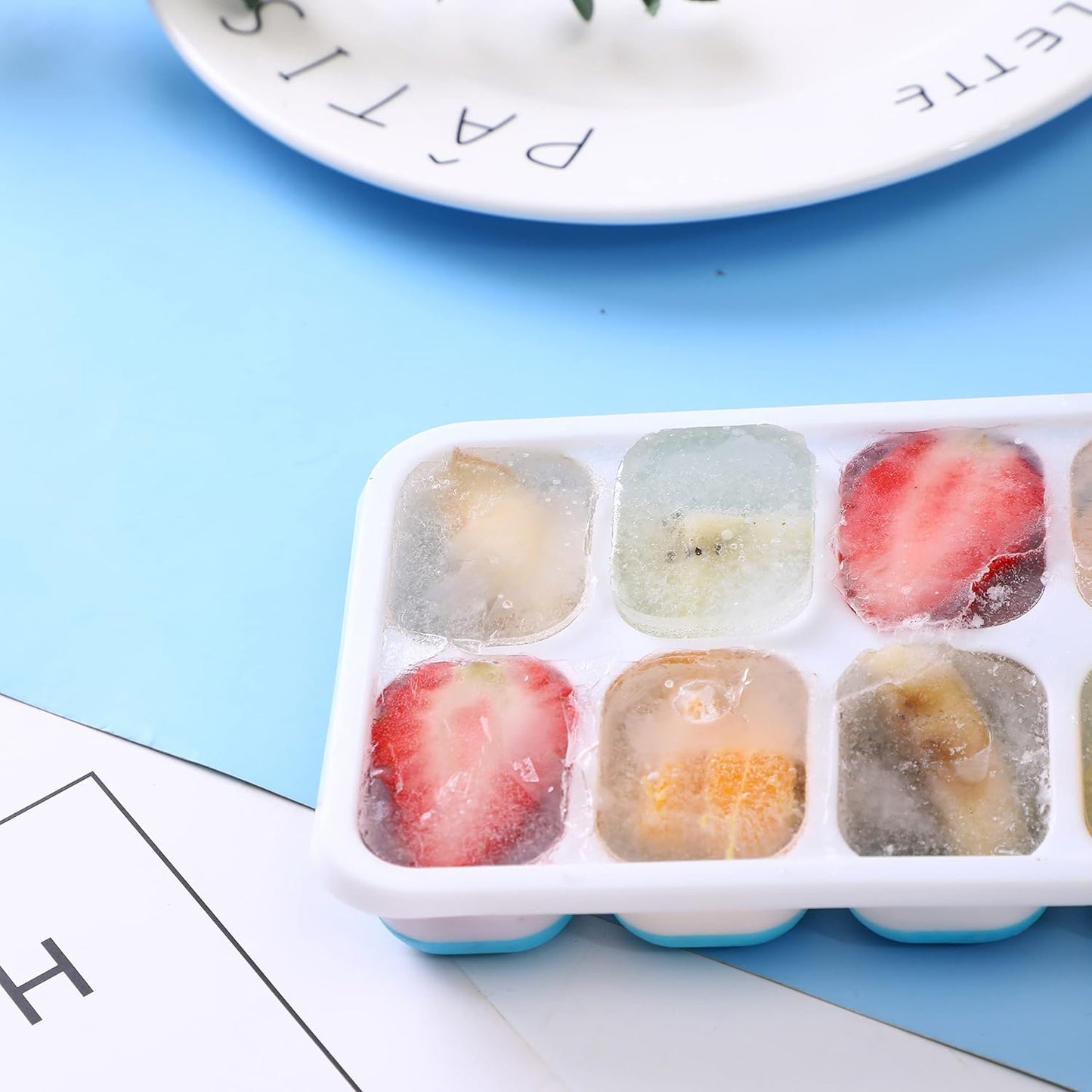 Plastic Ice Cube Tray with Lid, 14 Grids, Blue - 1 Pc - Happy Price - Image 6