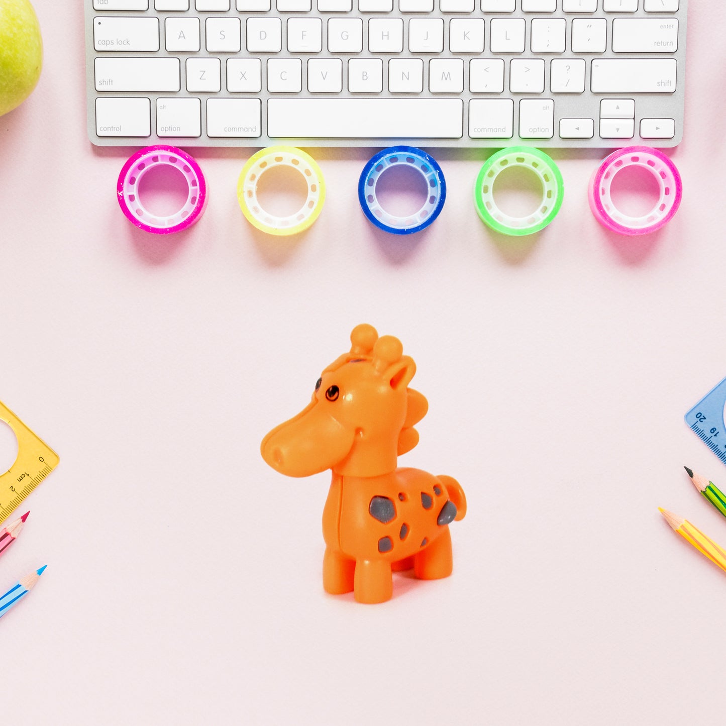 Extandable Giraffe Toy Cute Looking Giraffe With Extandable Neck (1pc) - Happy Price - Image 2