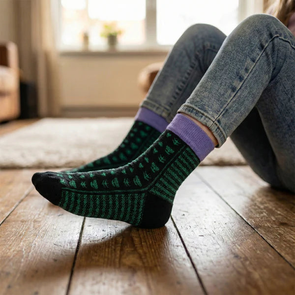 Comfortable Crew Socks for Men & Women (1 Pair) - Happy Price - Image 3