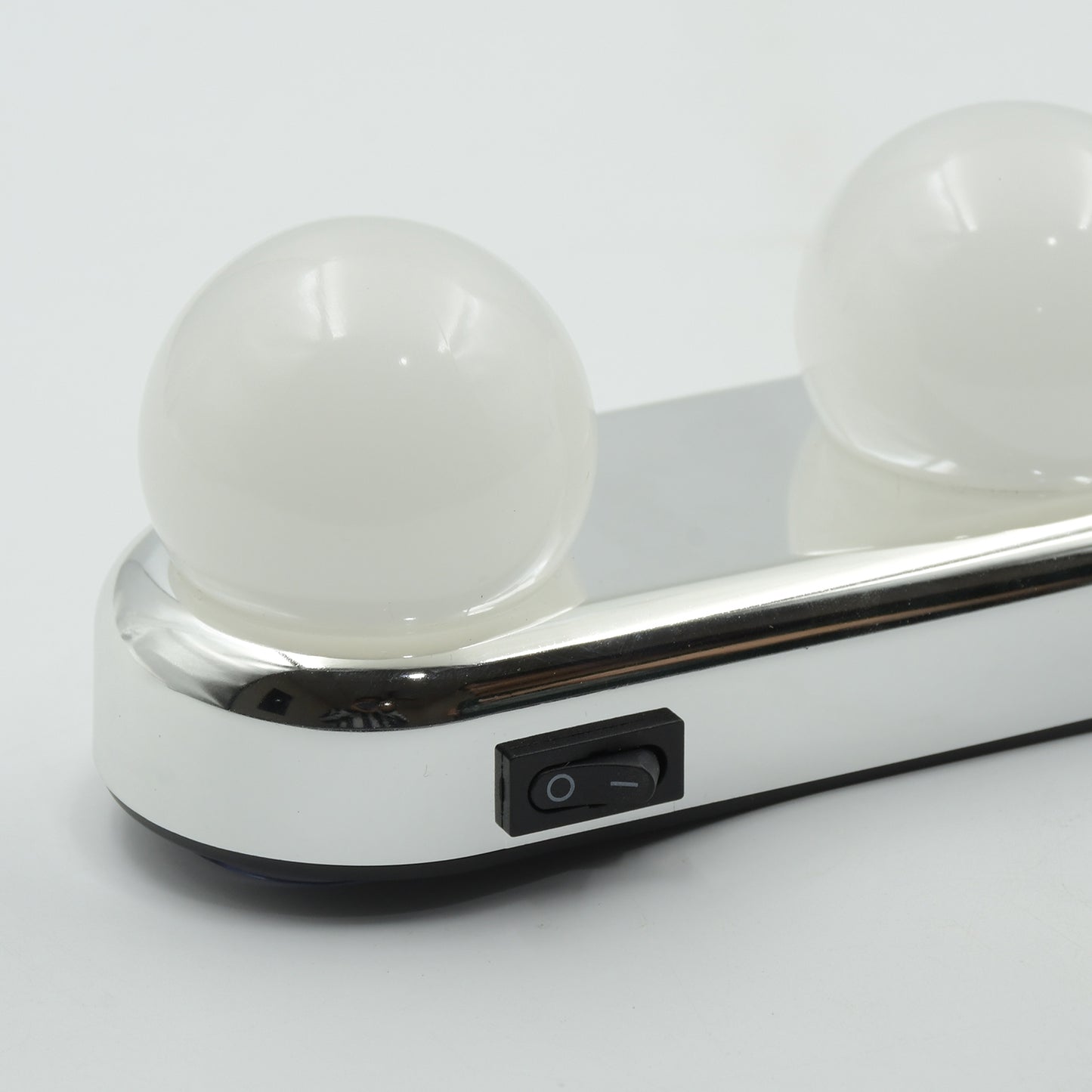 Glow Make Up Light Portable Cosmetic Kit Battery Powered Mirror Lighting Super Bright - Happy Price - Image 4