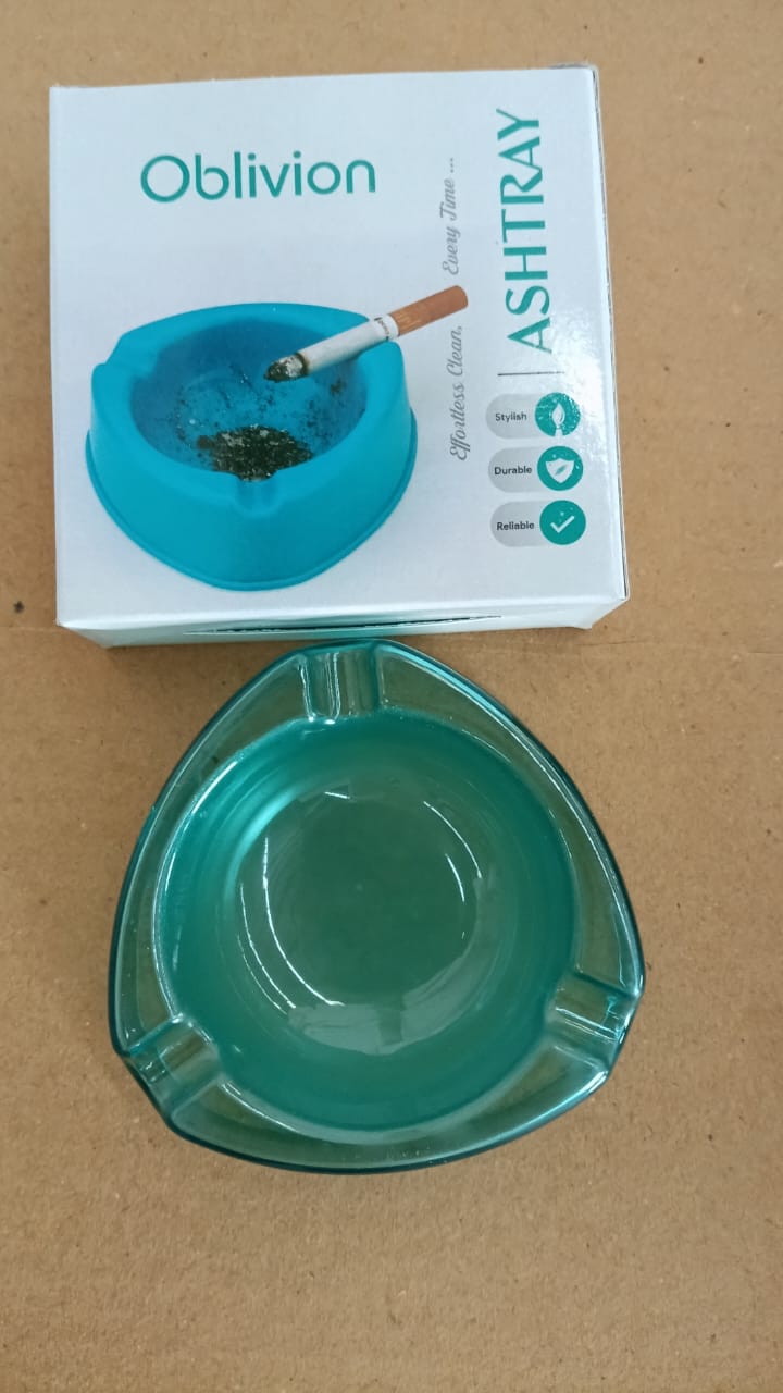 Oblivion Heavy-duty Transparent Plastic Ashtray With Triple Rest Slots  Anti-slip Base (1 Pc) - Happy Price - Image 5