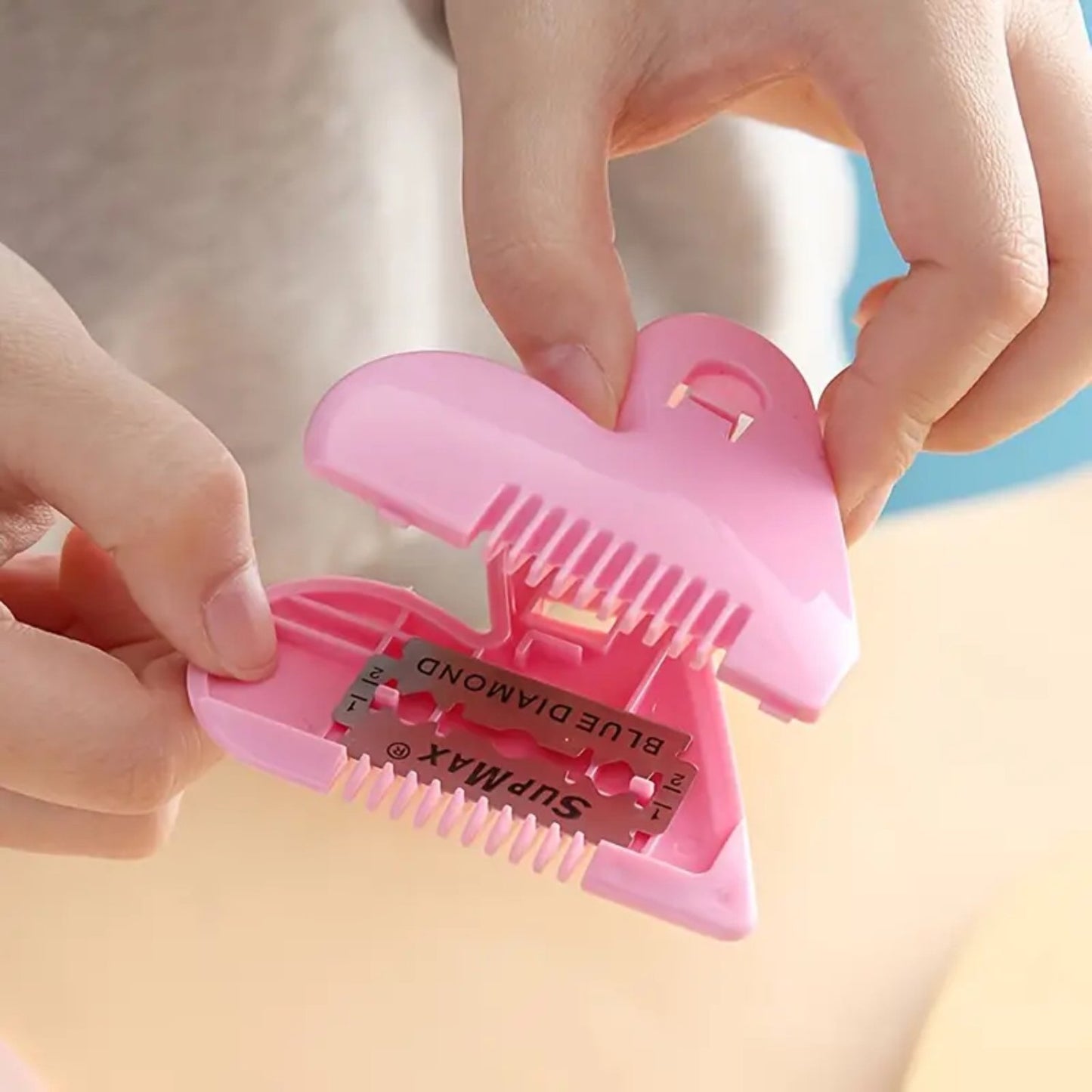 Heart Shape Plastic Hair Cutting Scissors (1 Pc  With Card Packing) - Happy Price - Image 4