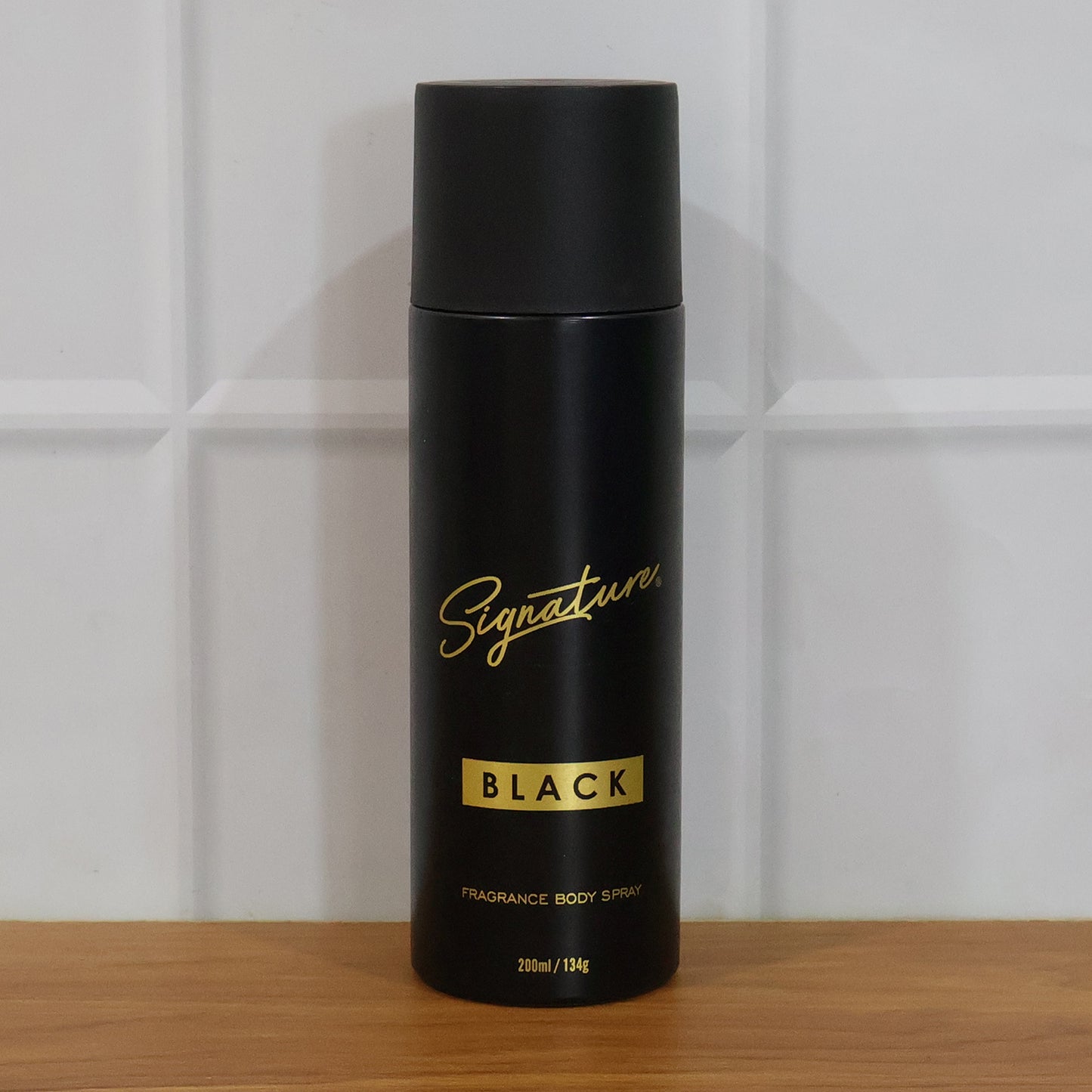 Signature Premium Black Fragrance Body Spray 200 Ml