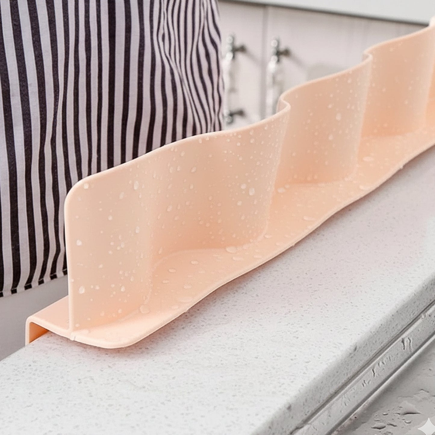 Kitchen Sink Water Splash Guard - 49 Cm Long Flexible Barrier - Happy Price - Image 4