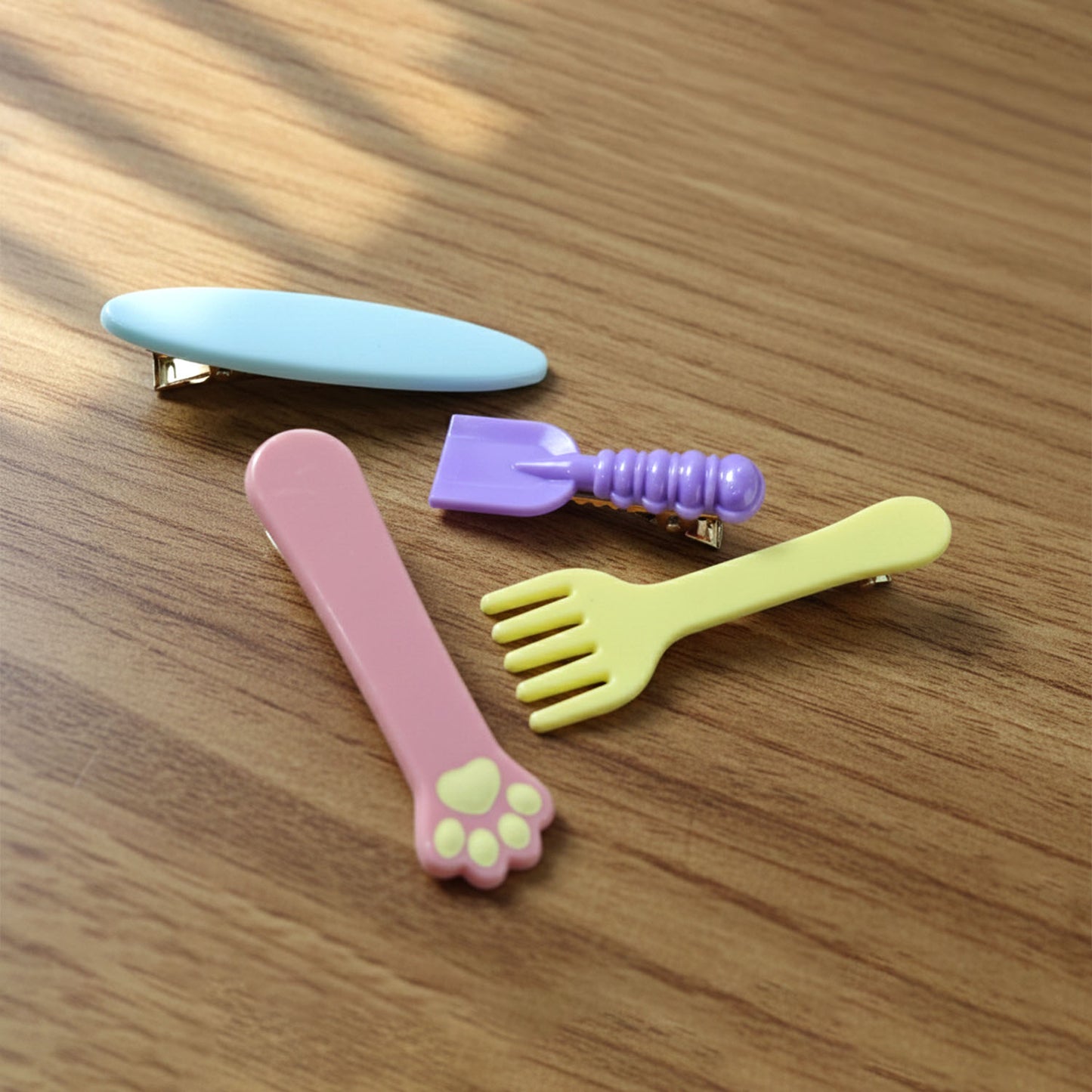 Cute Cartoon Hair Clips Set (4 Pc) - Stylish Girls Hair Accessories - Happy Price - Image 6