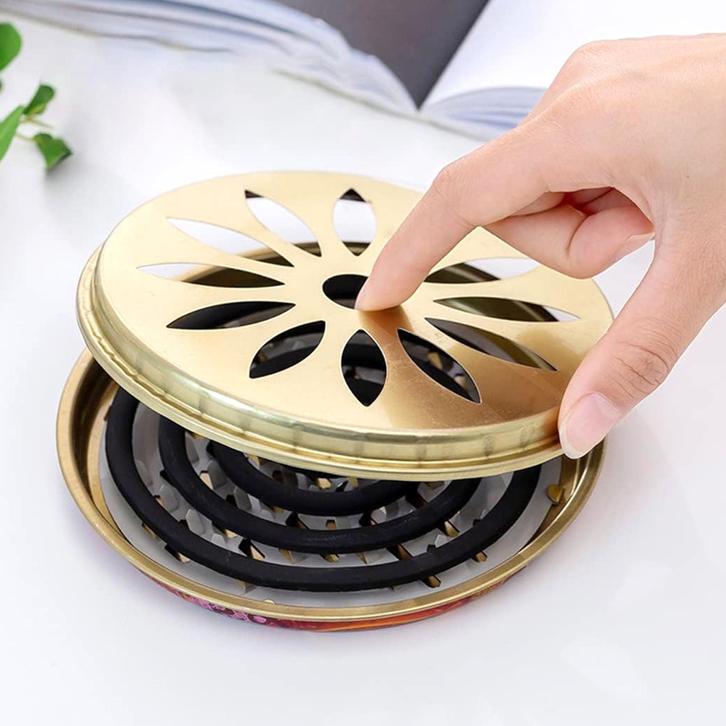 2-in-1 Metal Mosquito Coil Holder & Incense Burner, 15x15 Cm - Happy Price - Image 5