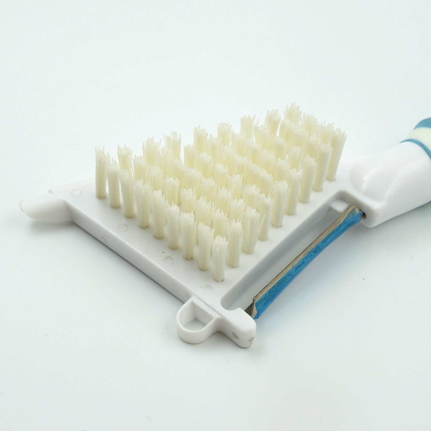 Multipurpose Peeler Brush Vegetable Peeler With Brush Multifunctional Fruits And Vegetable Cleaning Brush Stainless Steel Potato Peelers Home Kitchen Peeler With Long Handle (1 Pc ) - Happy Price - Image 3