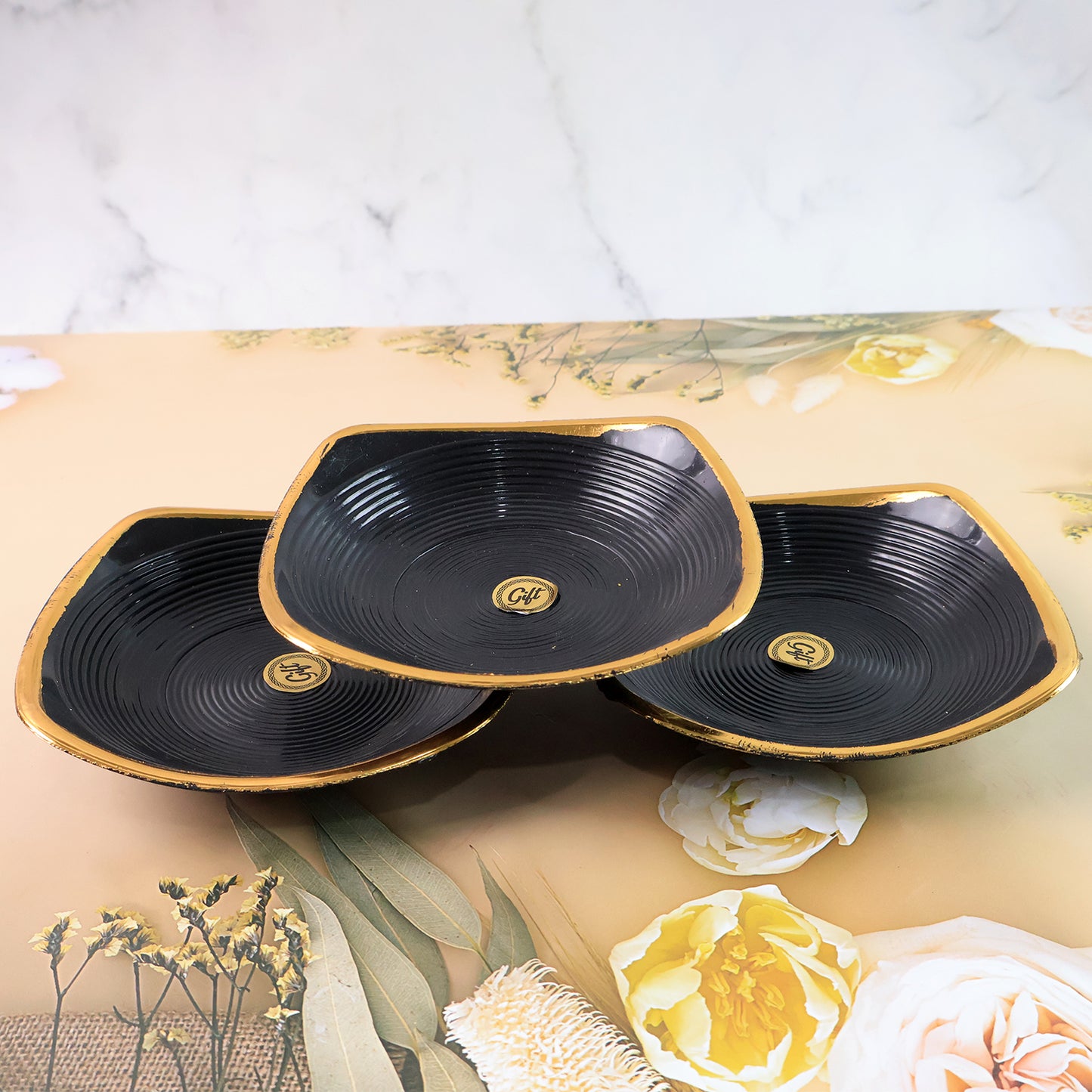 Ceramic Tea Cups and Seashell Bowls Set - 8 Pcs for Coffee, Milk, Breakfast & Gifts - Happy Price - Image 4