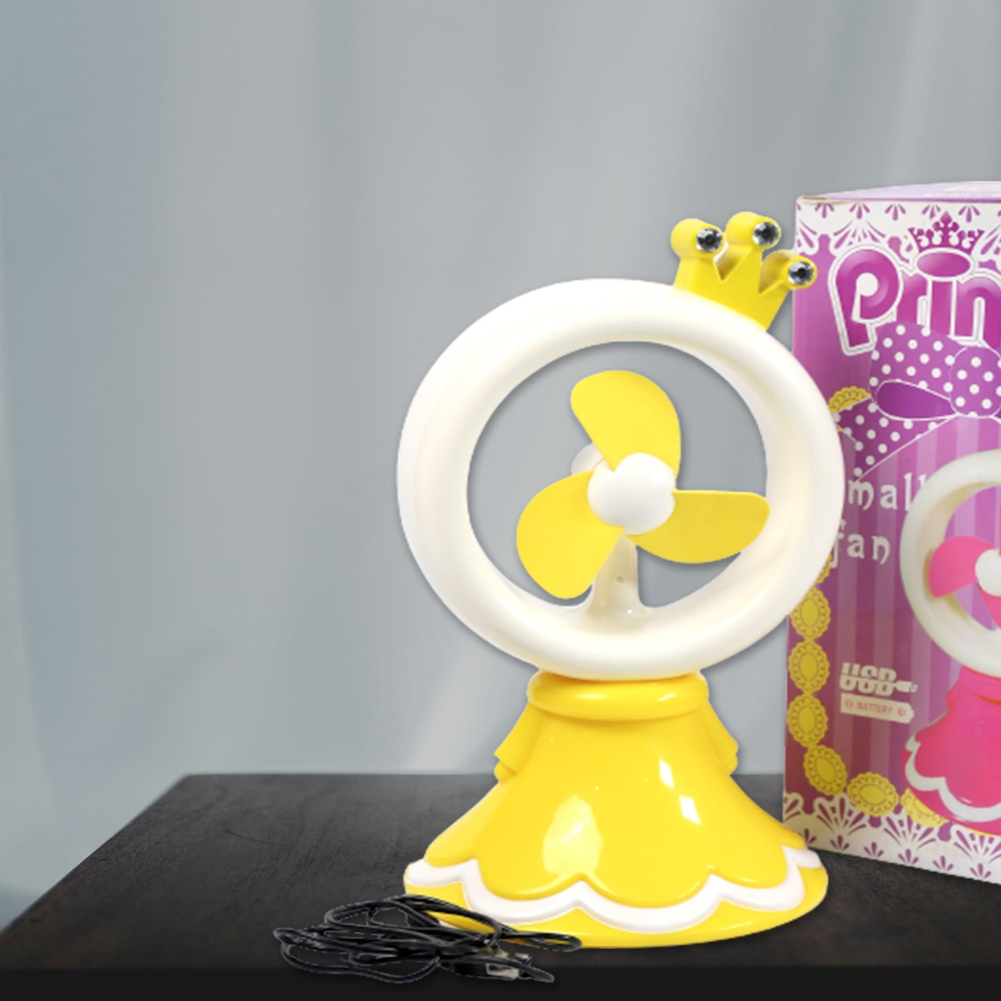 Princess Portable Fan Bright Color Desktop Office Usb  Battry Operate Fan (Battery Not Include) - Happy Price - Image 3