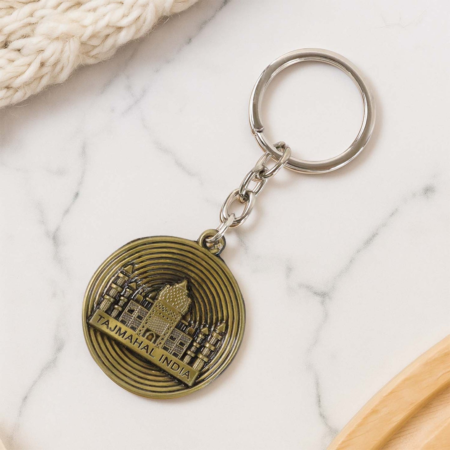 Taj Mahal Motif Metal Keychain - Antique Brass Finish Souvenir Keyring (1 Pc) - Happy Price - Image 4