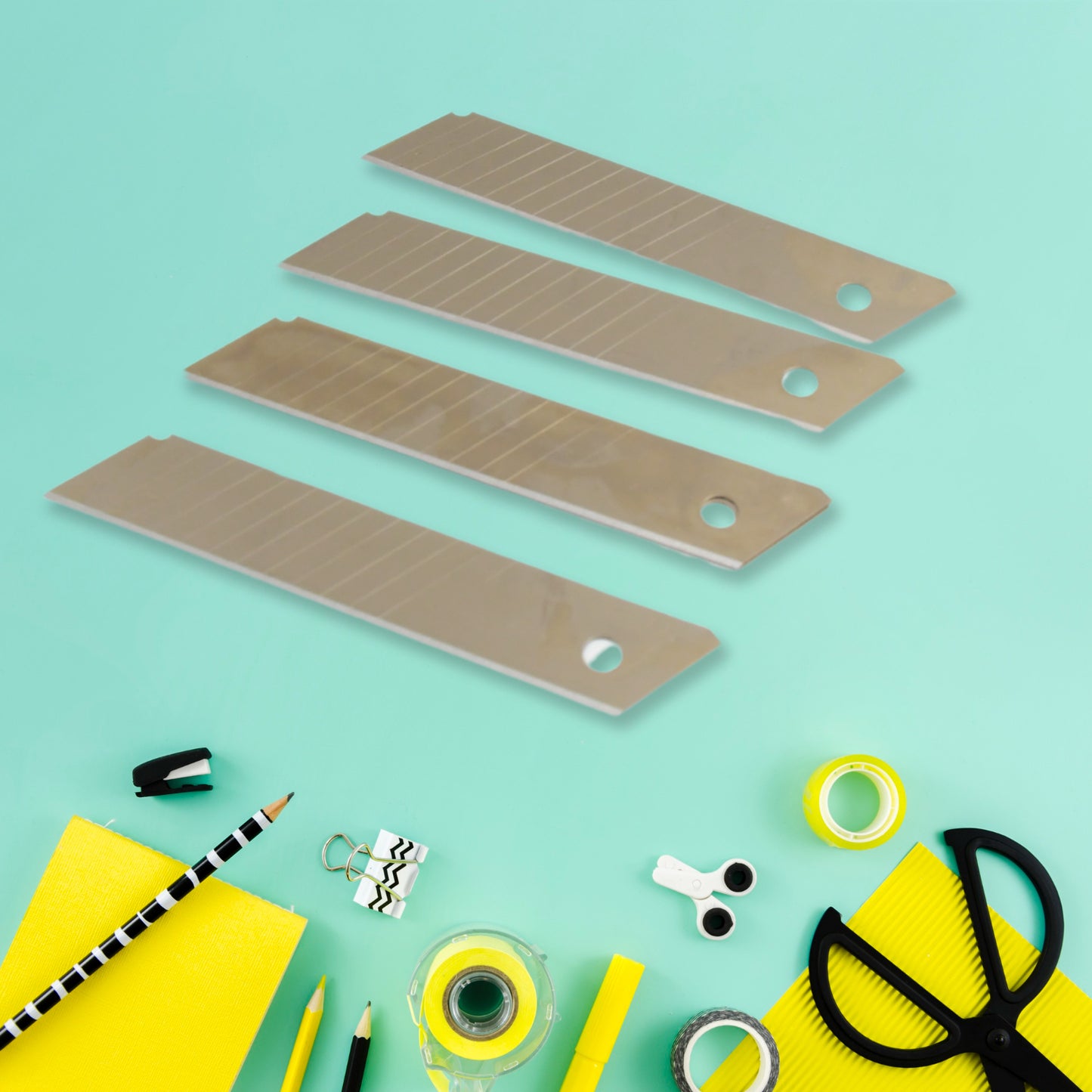 Utility Cutter Knife Set with 4 Spare Blades - Heavy Duty Craft Tool - Happy Price - Image 3