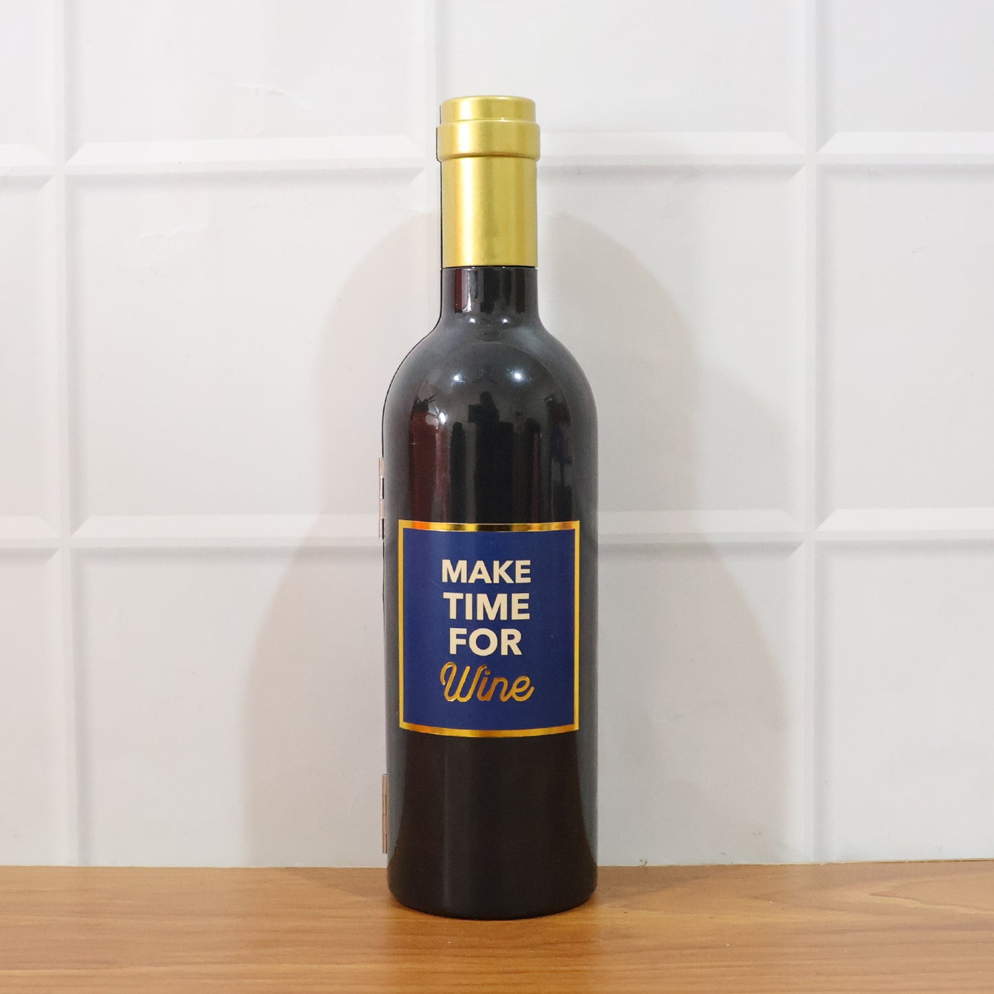 4-in-1 Wine Bar Tool Set in Wine Bottle Case - Stainless Steel Opener, Pourer, Stopper & Drip Ring - Happy Price - Image 6