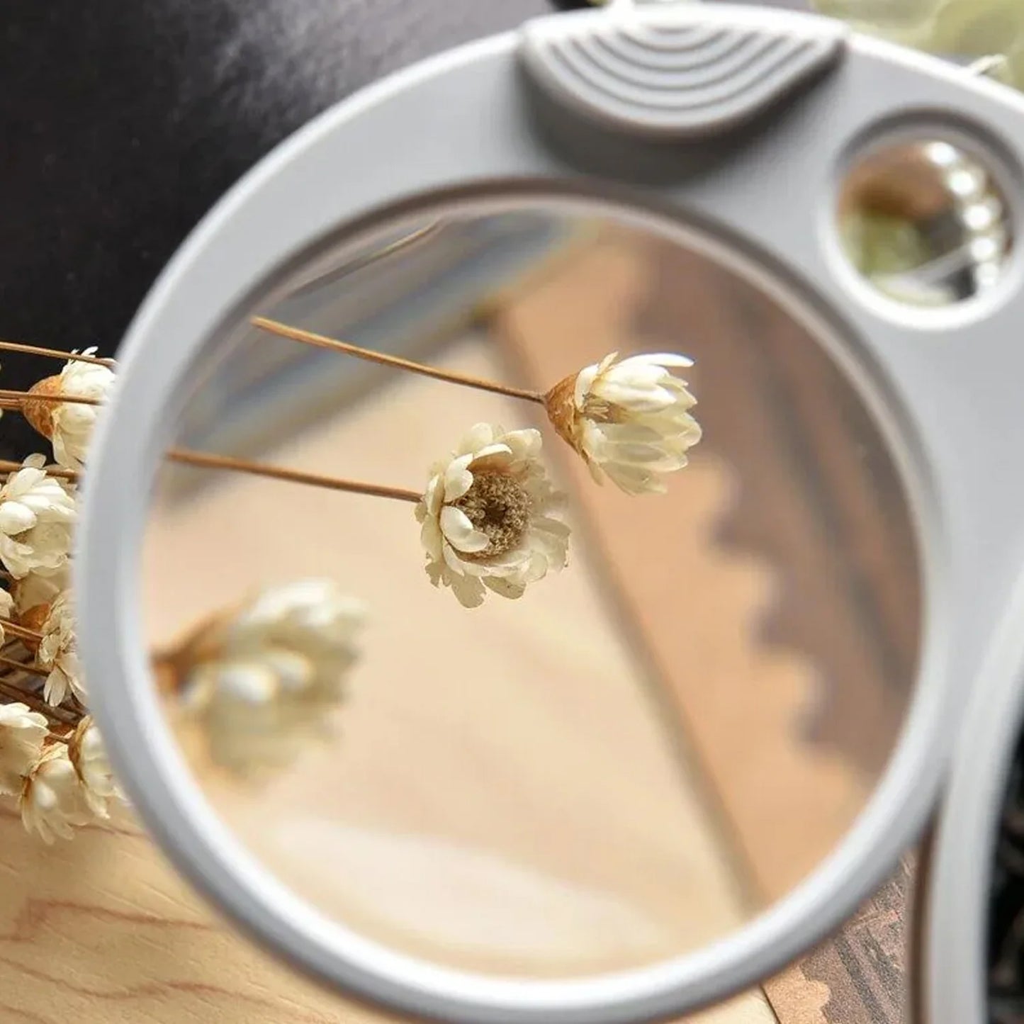 Double-magnification Led Magnifiers With Light (1 Pc  Small) - Happy Price - Image 5