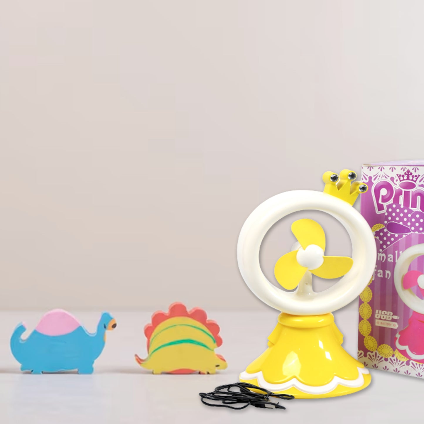 Princess Portable Fan Bright Color Desktop Office Usb  Battry Operate Fan (Battery Not Include) - Happy Price - Image 4