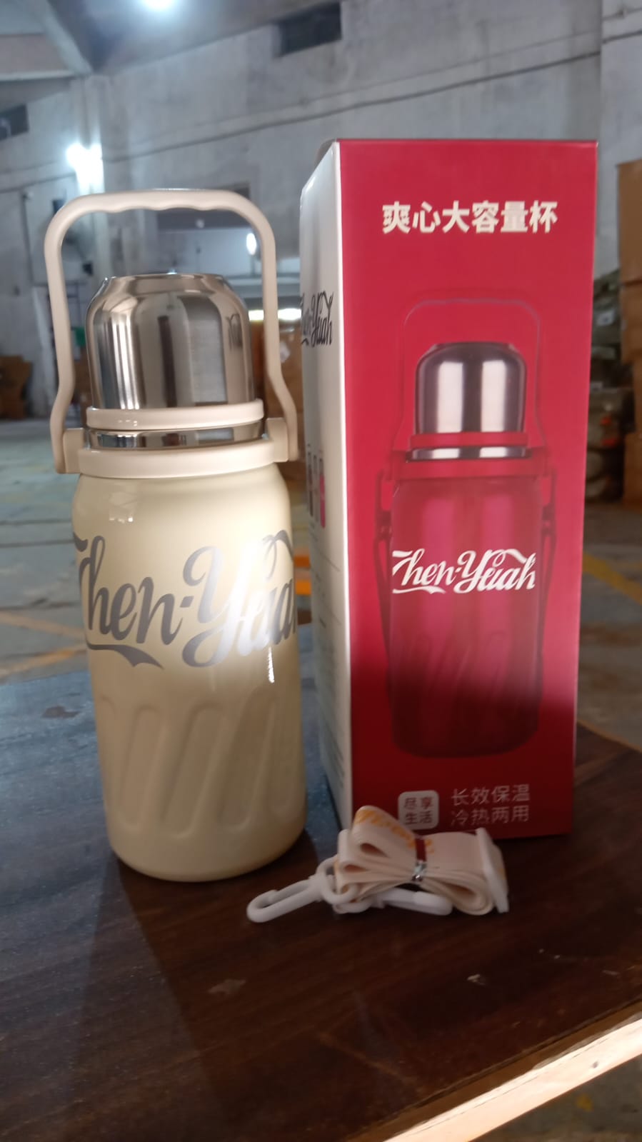 Stainless Steel Vacuum Insulated Water Bottle  Leak Proof Flask For Tea Coffee  Reusable Water Bottle With Hanging Strap  Bottle For Hot  Cold Drinks Wide Mouth Water Flask (900 Ml) - Happy Price - Image 7