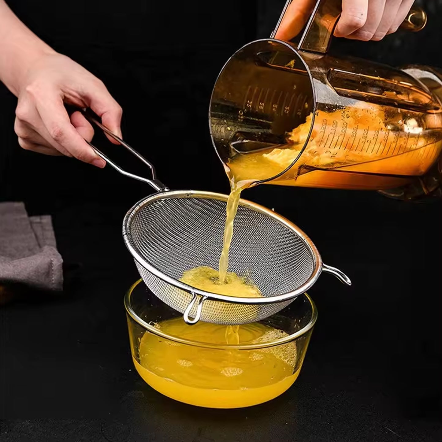 Big Mesh Strainer With Handle Stainless Steel Oil Straine Mesh Sieve Strainer(1 Pc) - Happy Price - Image 2