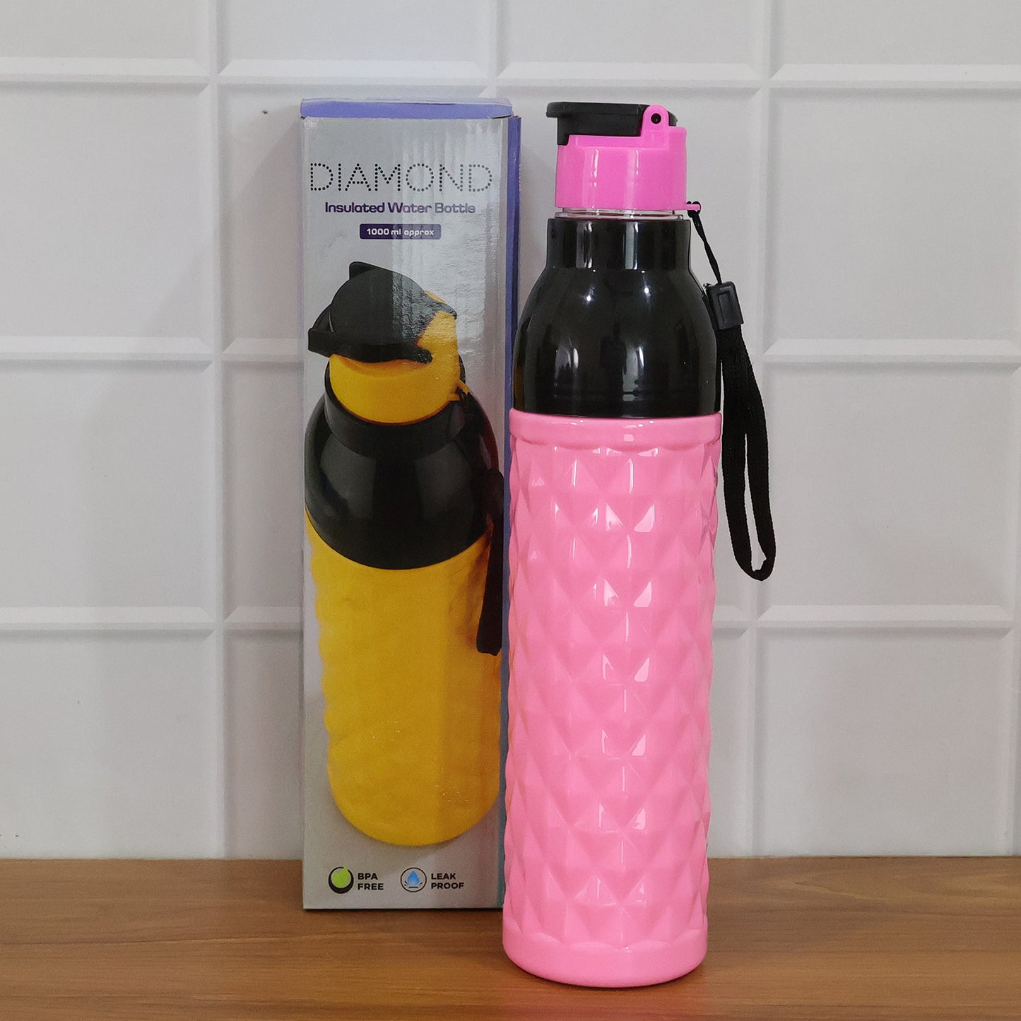 1000 ML Diamond Pattern Leakproof Water Bottle with Flip Top Lid & Carry Strap (1 Pc) - Happy Price - Image 7