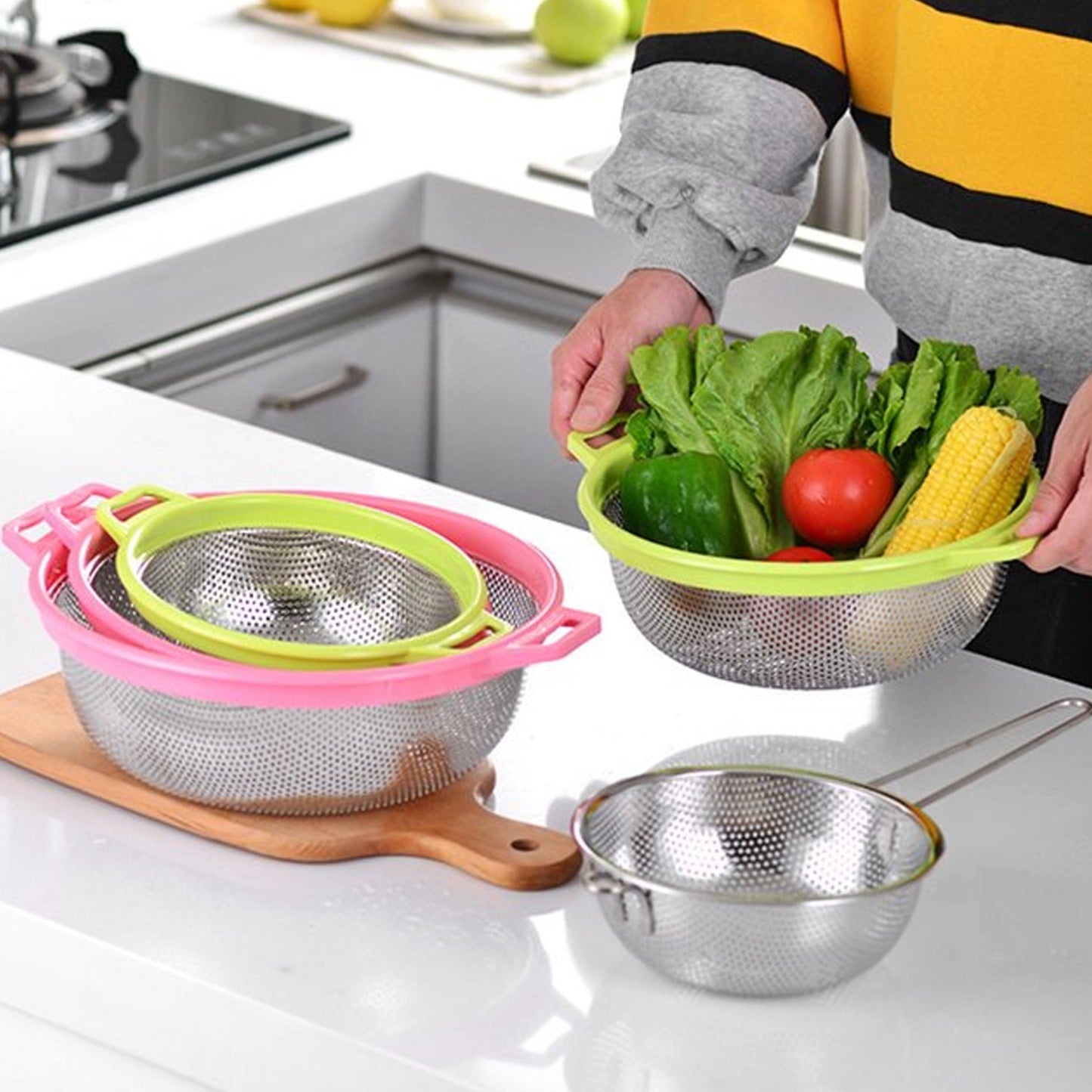 Big Stainless Steel Colander With Handle Large Metal Mesh Basket Strainer For Pasta Spaghetti Berry Veggies Fruits  Kitchen Food Colander Dishwasher Safe (1 Pc ) - Happy Price - Image 6