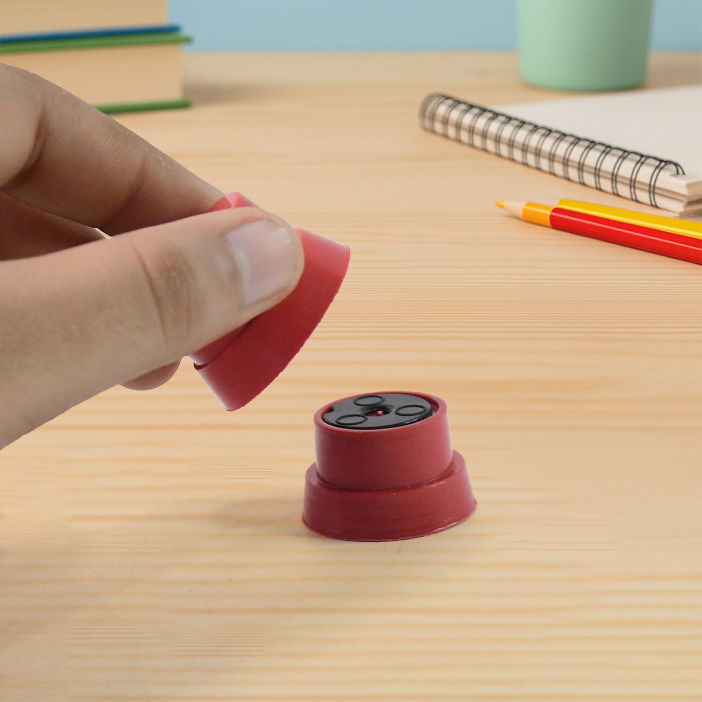 Magic Coin Pedestal Toy  Fun Illusion Trick For Kids (1 Set) - Happy Price - Image 4