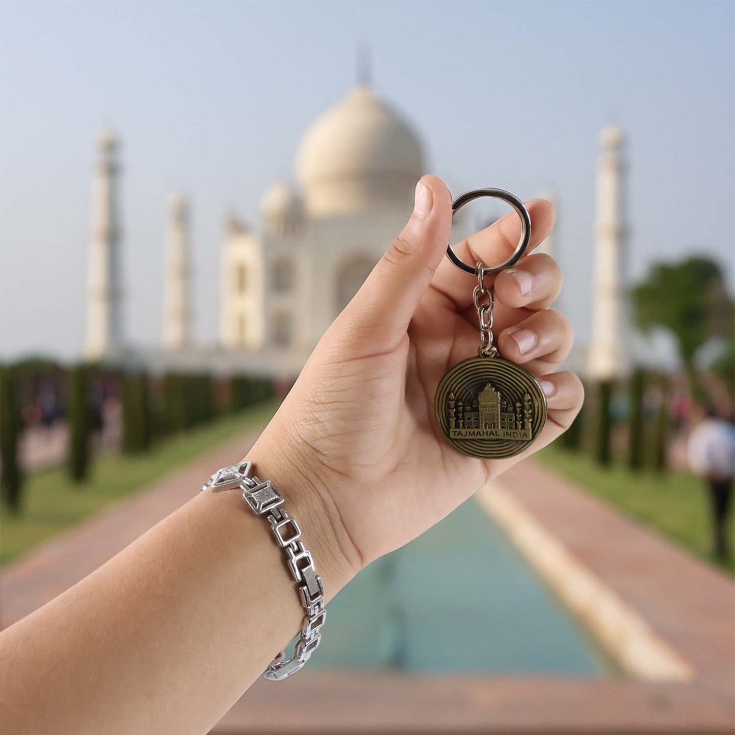 Taj Mahal Motif Metal Keychain - Antique Brass Finish Souvenir Keyring (1 Pc) - Happy Price - Image 5
