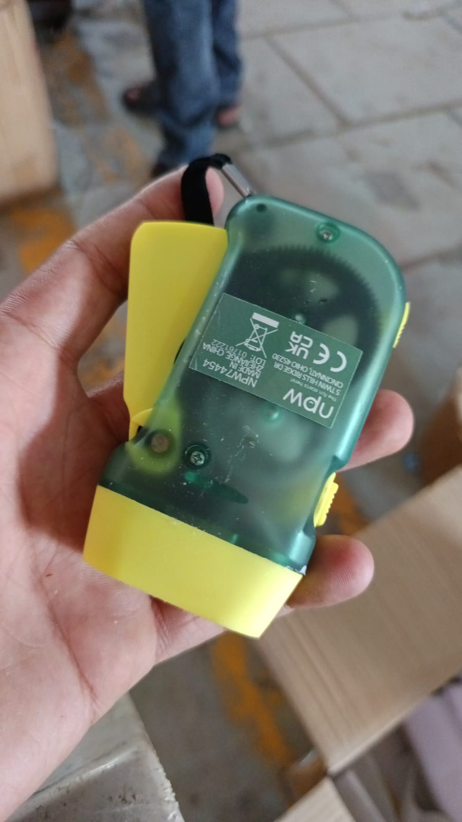 3 Led Hand Press Torch Hand Crank Flashlight Hand Pressing Flashlight Traveling Torch Light Manual Generator Battery-free Flashlight (1 Pc) - Happy Price - Image 7