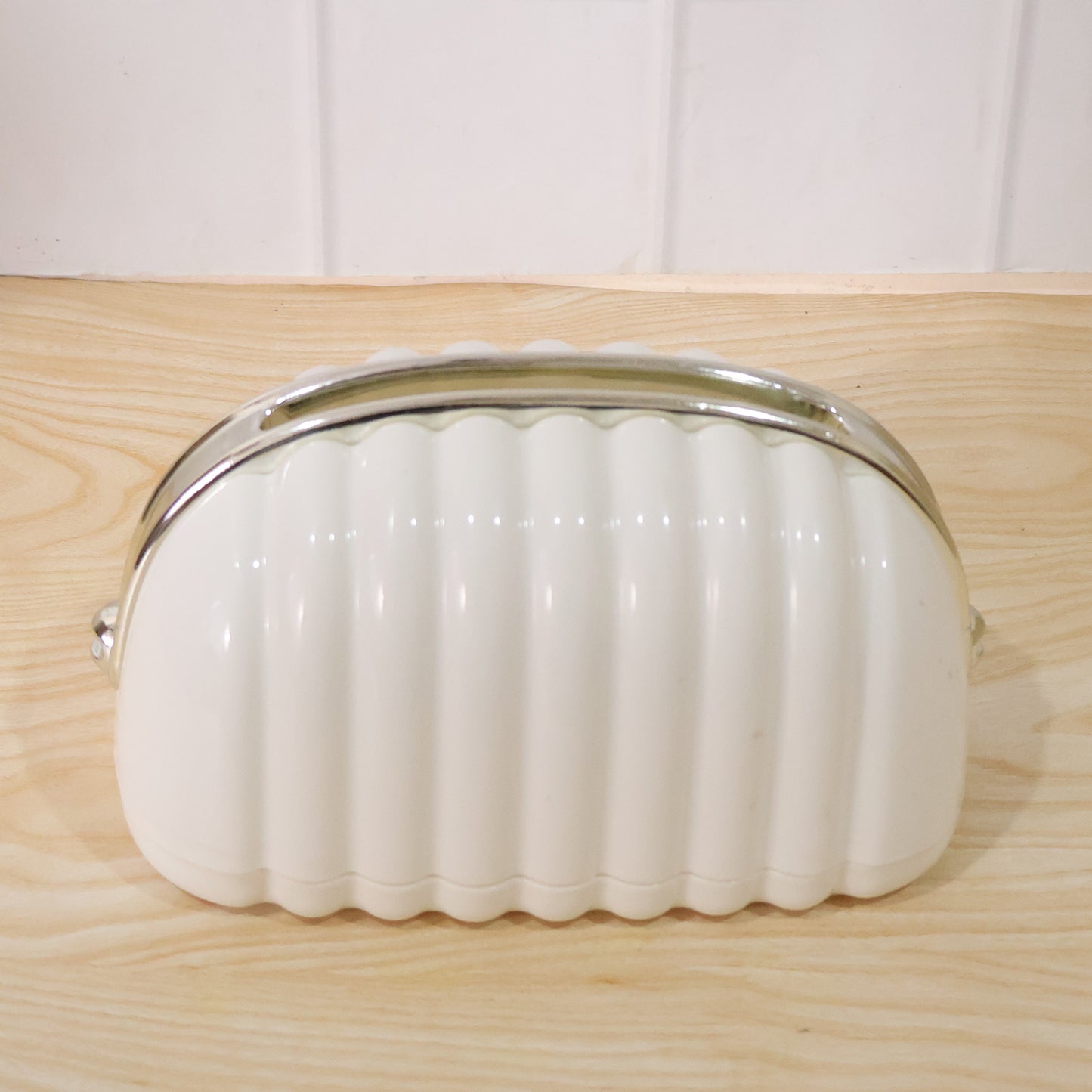 Decorative Shell Shaped Tissue Box Holder - Aesthetic Napkin Organizer - Happy Price - Image 5