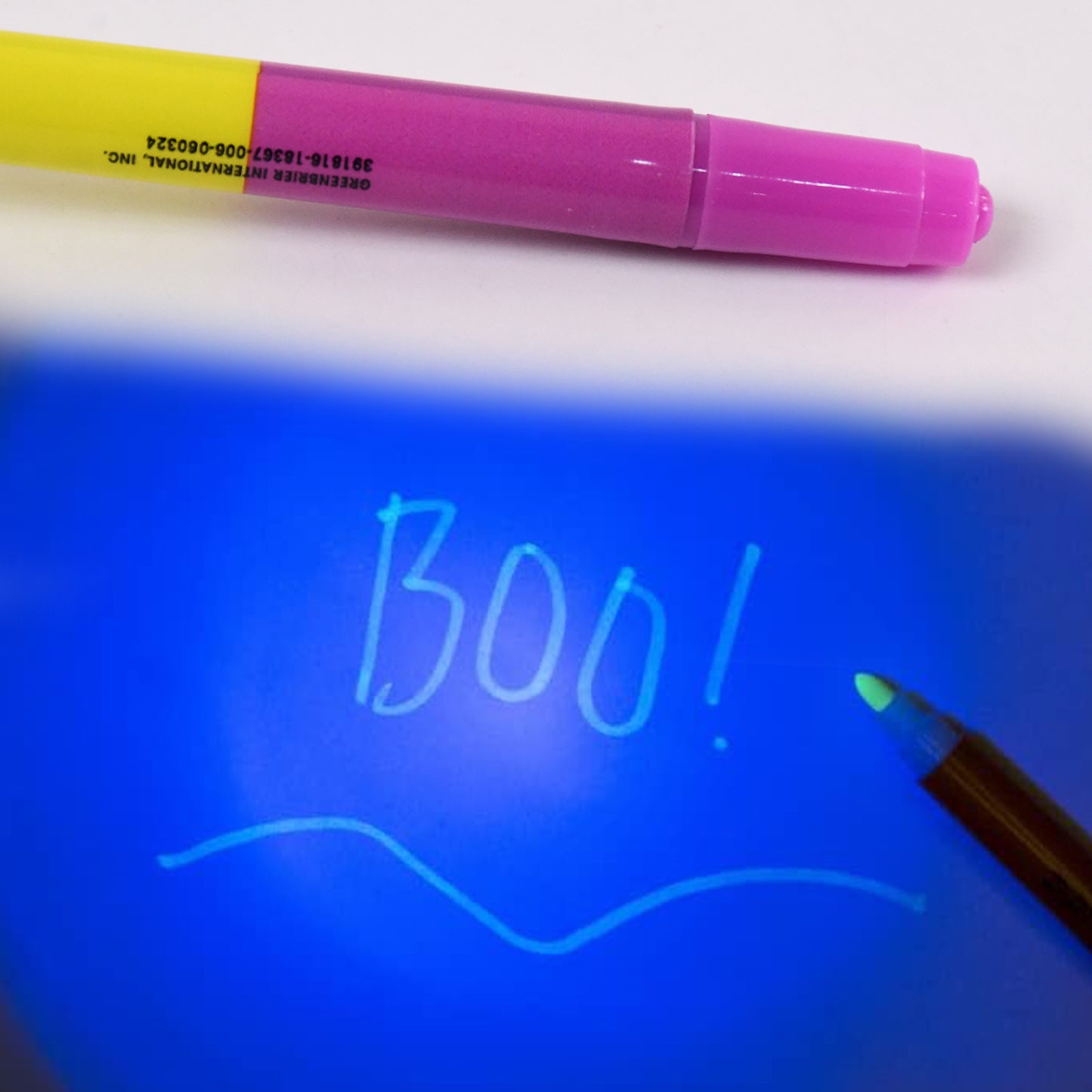 3-in-1 Ball Pen With Marker And Light Versatile Writing Tool (1 Pc) - Happy Price - Image 3