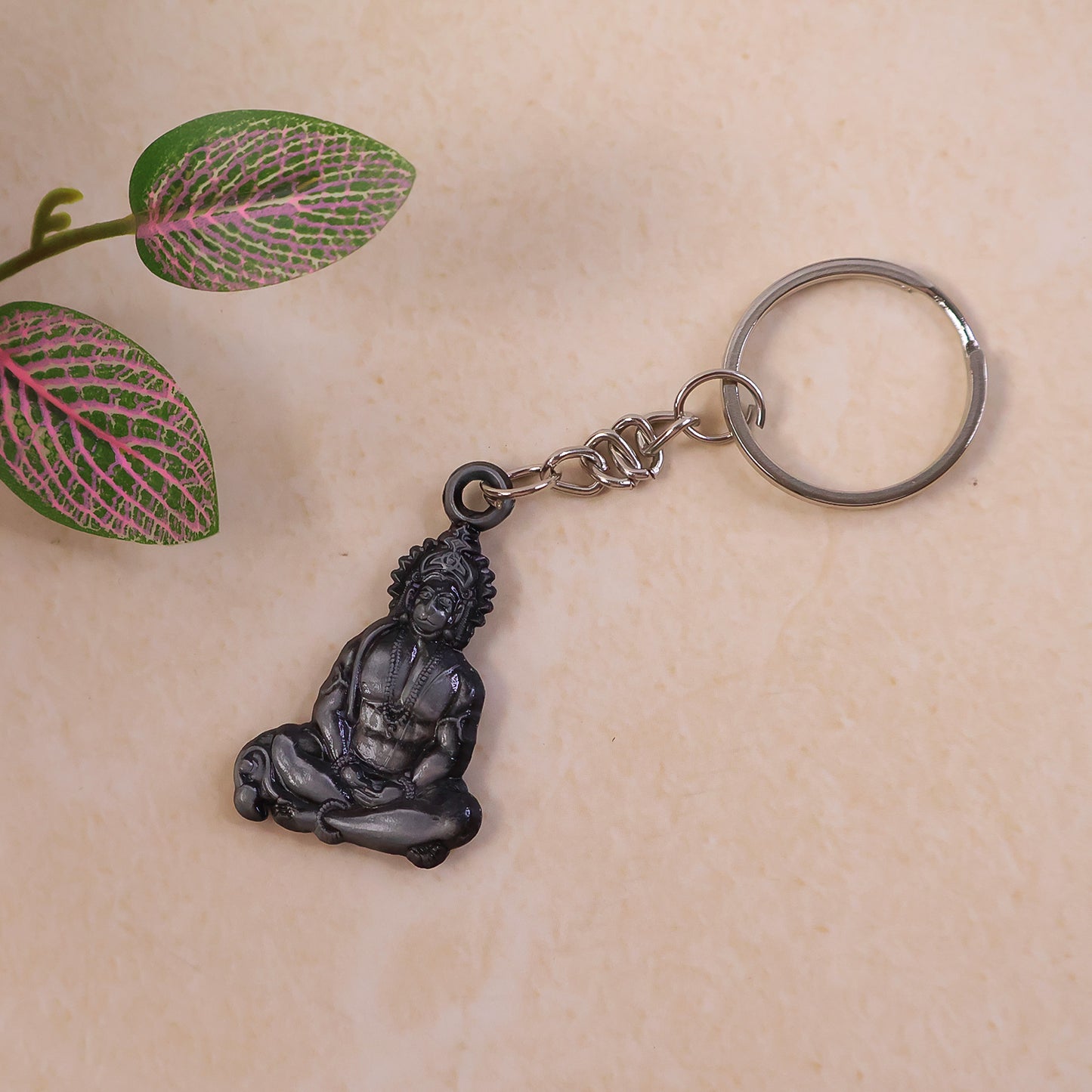 Hanuman Ji Sitting Pose Metal Keychain - Spiritual Devotional Accessory (1 Pc) - Happy Price - Image 2