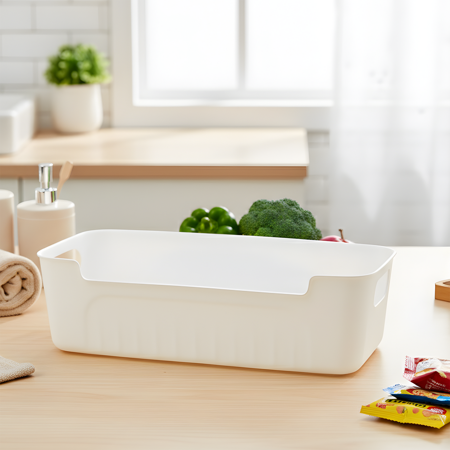 Set of 4 White Plastic Storage Baskets with Handles - Happy Price - Image 6