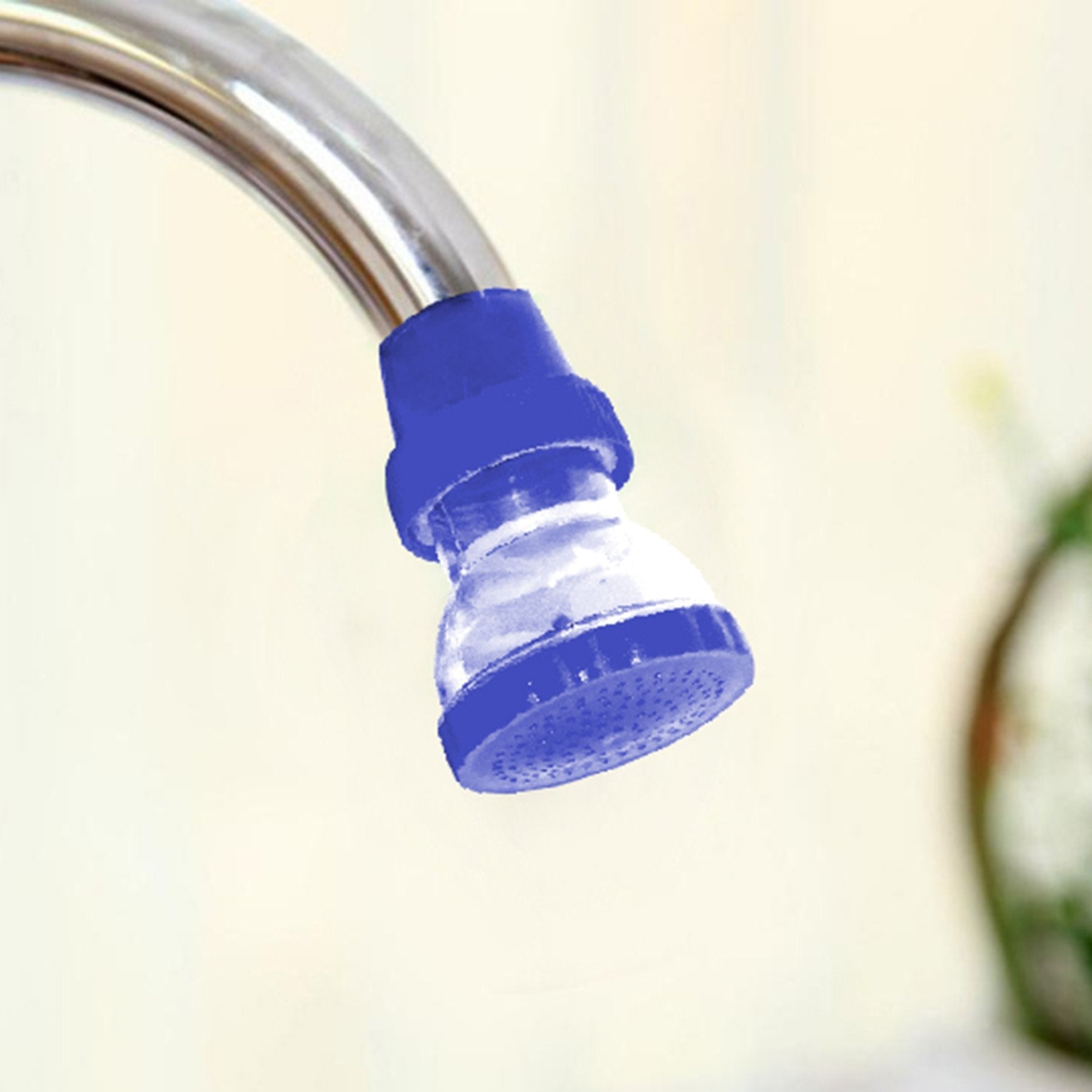 Small Plastic 360-degree Shower Head Faucet - Happy Price - Image 1