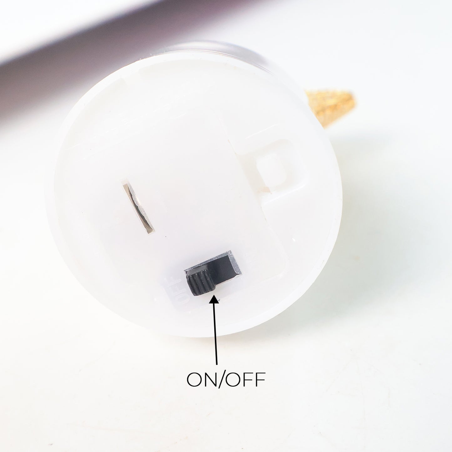 Set of 6 Golden Star LED Flameless Tealight Candles - Happy Price - Image 5