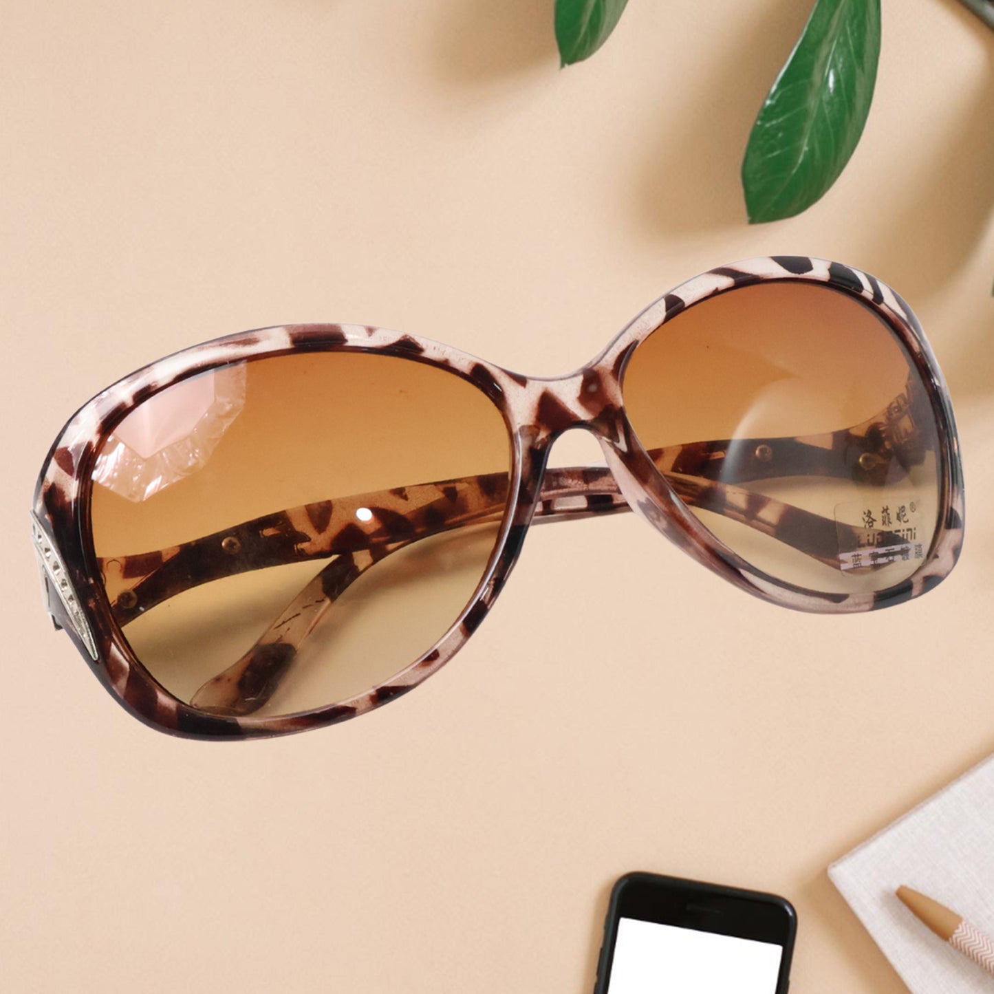 UV400 Protective Fashion Sunglasses for Men & Women - 1 Pc - Happy Price - Image 5