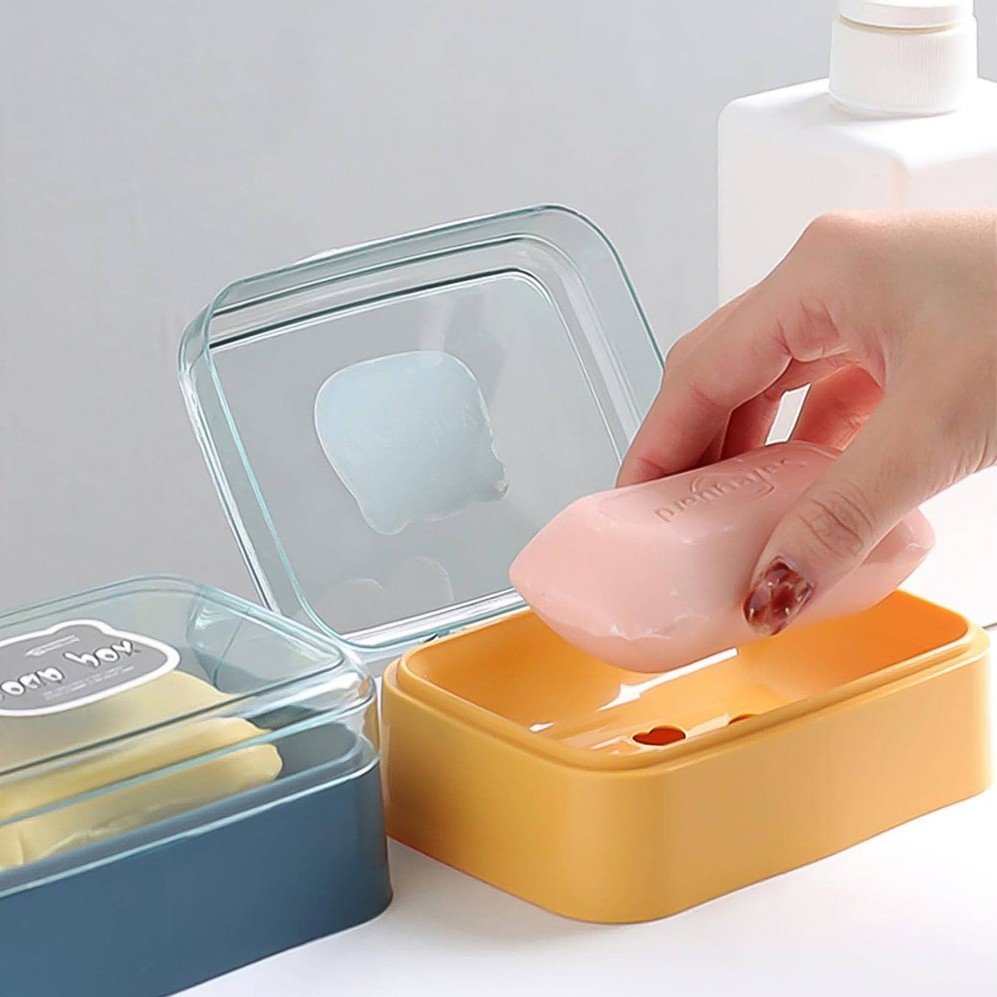 Portable Plastic Soap Case with Drainage - Mix Color (1 Pc) - Happy Price - Image 3