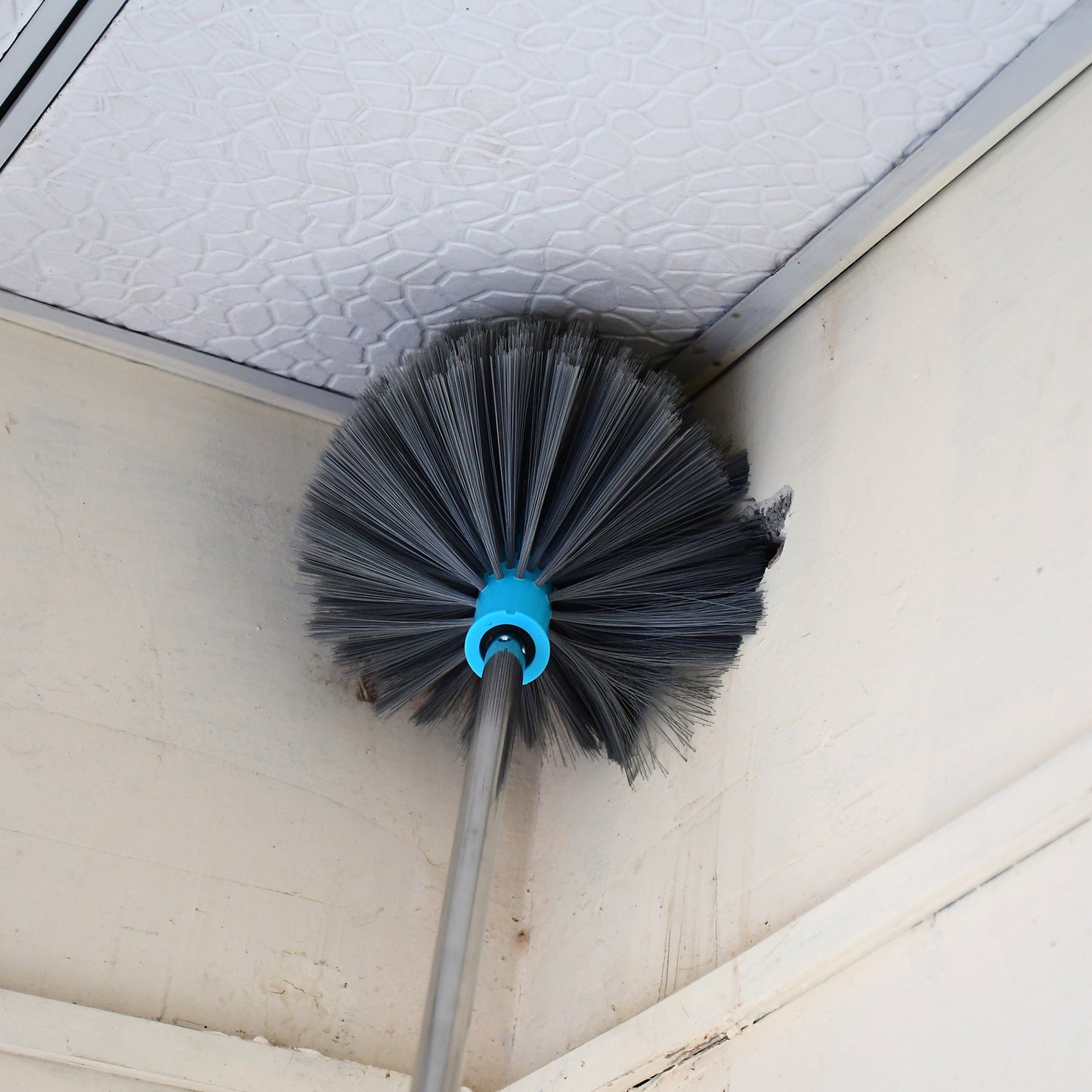 Extendable Cobweb Duster with Stainless Steel Handle for High Ceiling Cleaning - Happy Price - Image 6