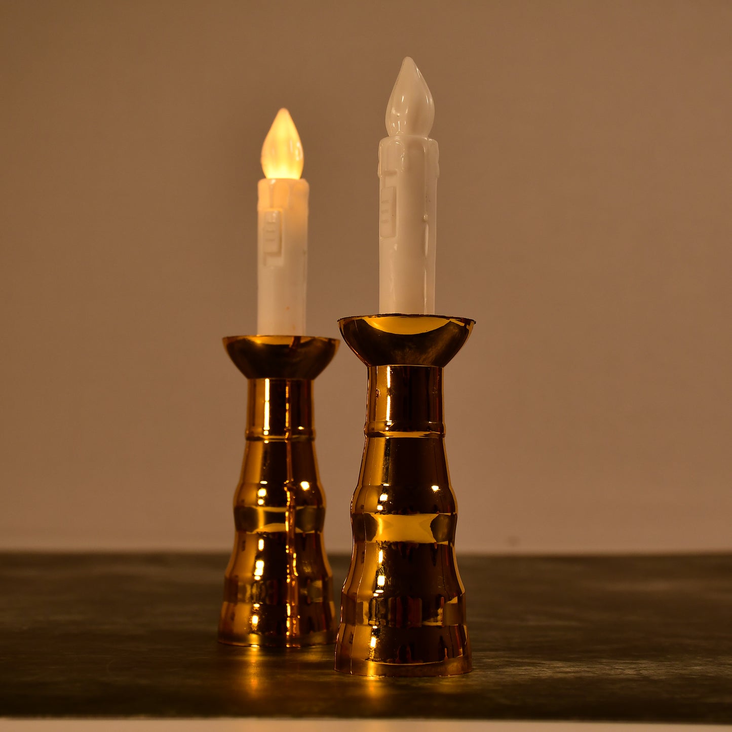 2 Pcs LED Flameless Window Candles with Gold Base & Suction Cups - Happy Price - Image 3