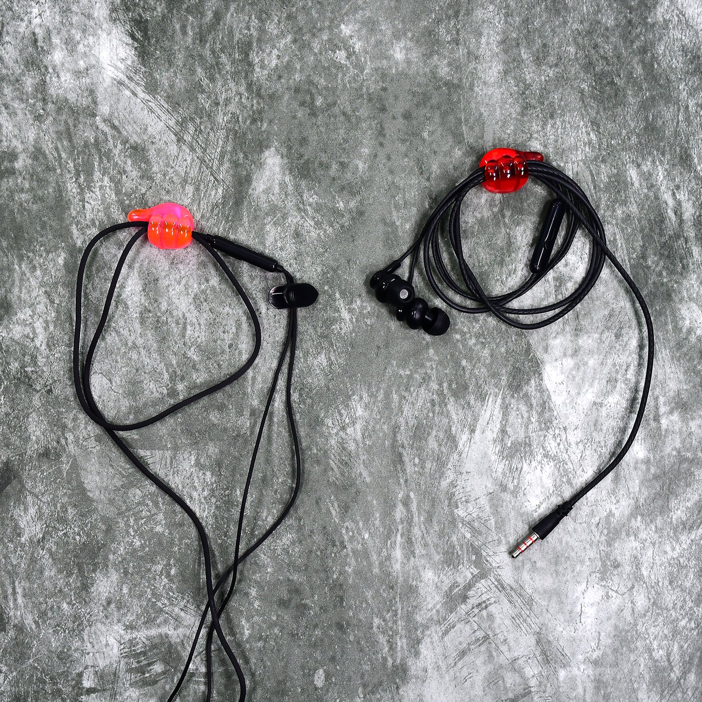 10 Pcs Hand Shape Wall Clips for Keys & Cables - Happy Price - Image 2