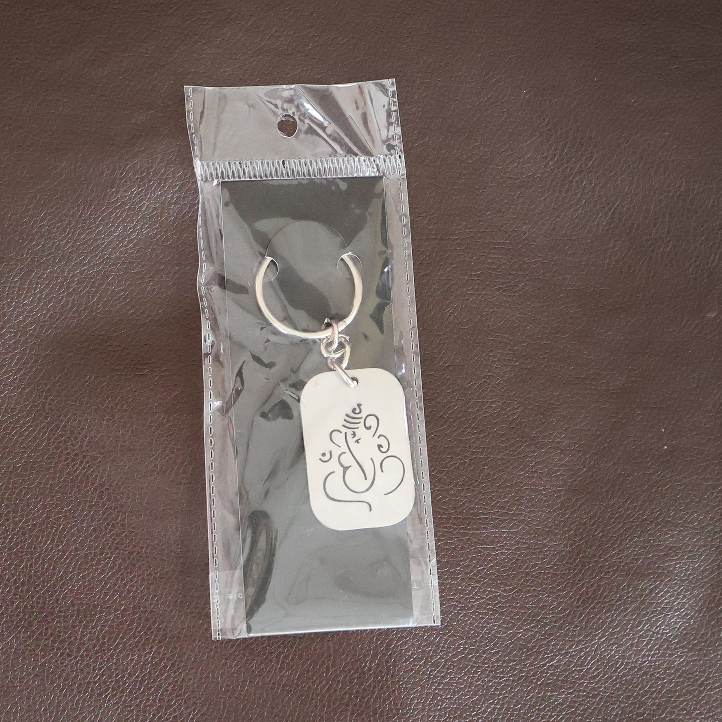 Ganesh Motif Metal Keychain - 1 Pc - Happy Price - Image 7