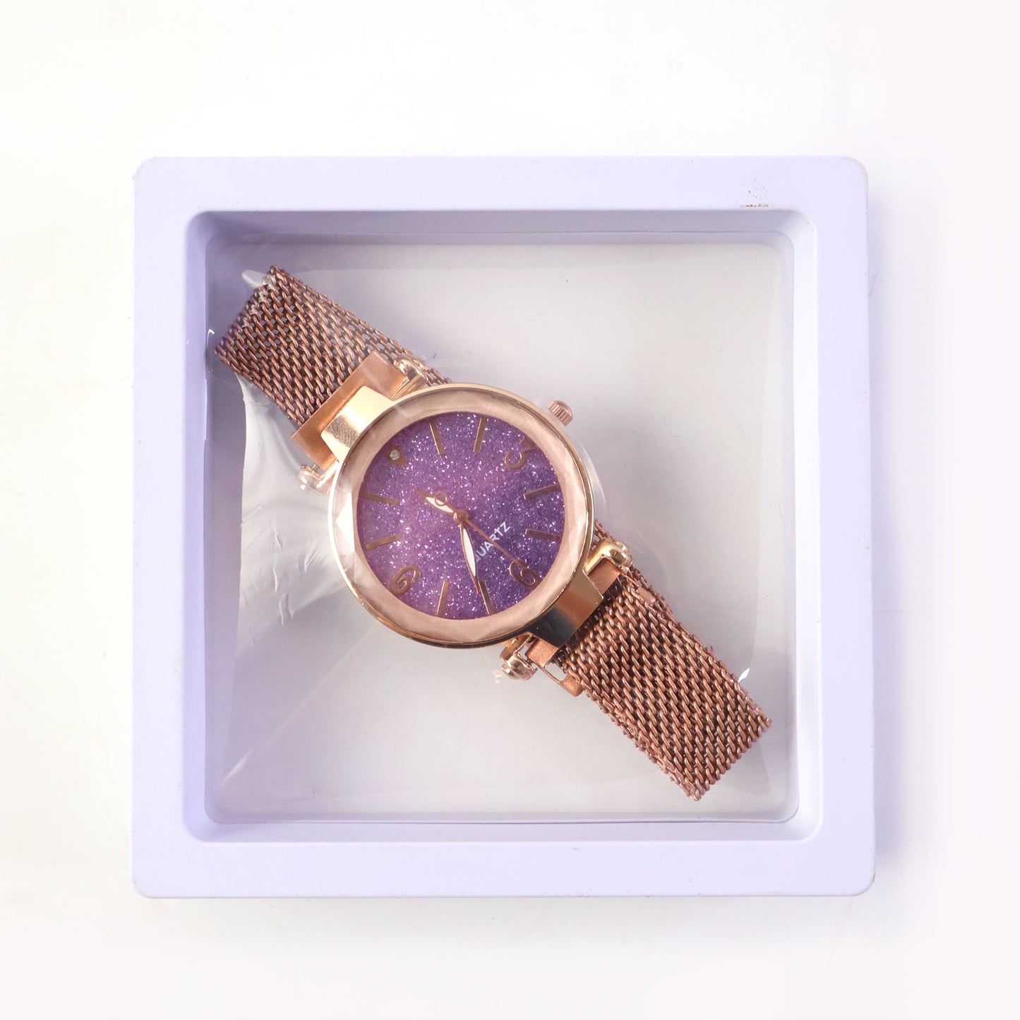 Women's Analog Wrist Watch with Mesh Strap and Display Box - Happy Price - Image 4