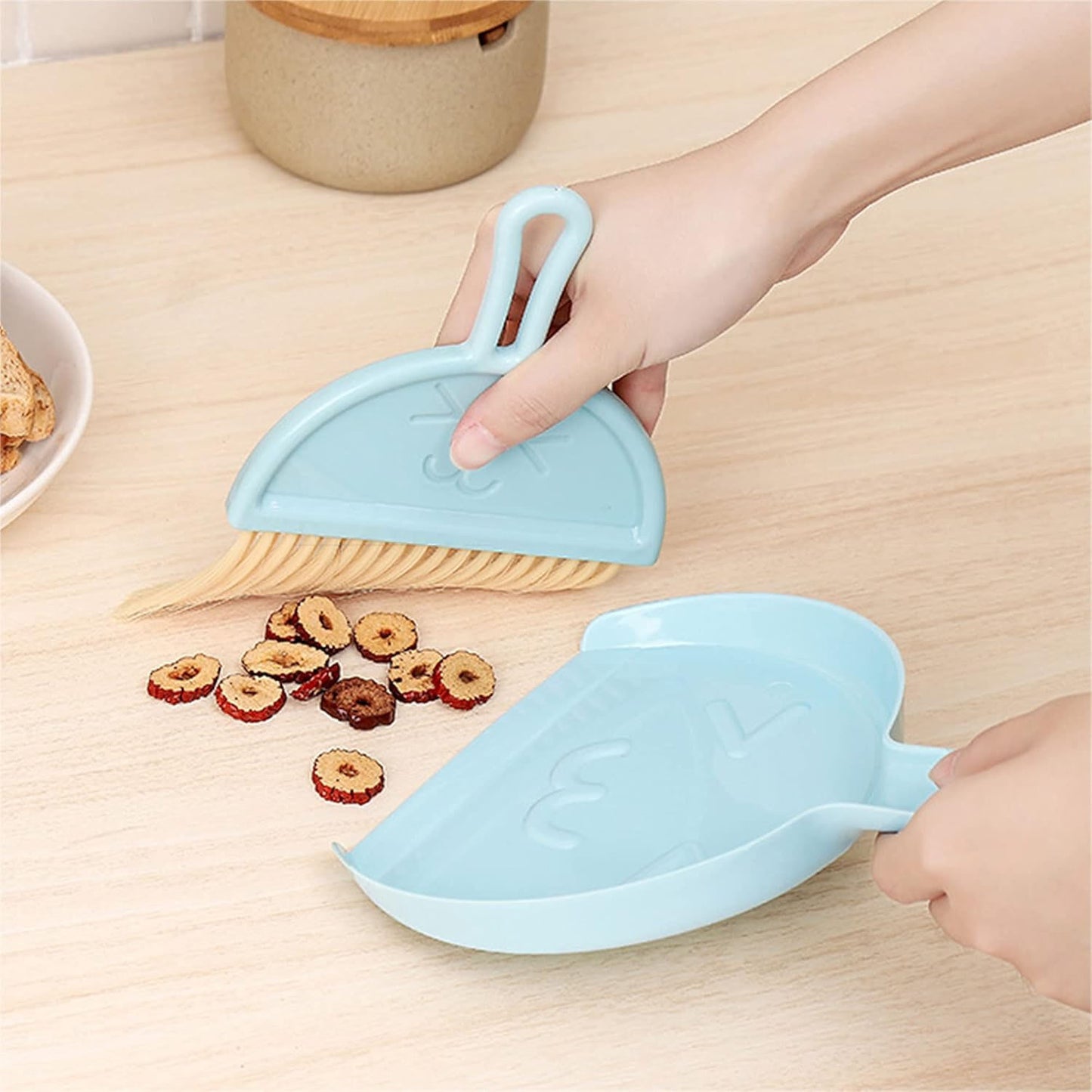 Compact 2-in-1 Dustpan and Brush Set for Quick Home Cleaning (1 Set) - Happy Price - Image 6