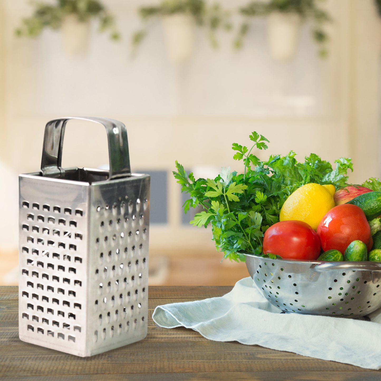 4-in-1 Stainless Steel Compact Grater and Slicer for Kitchen Use - Happy Price - Image 4