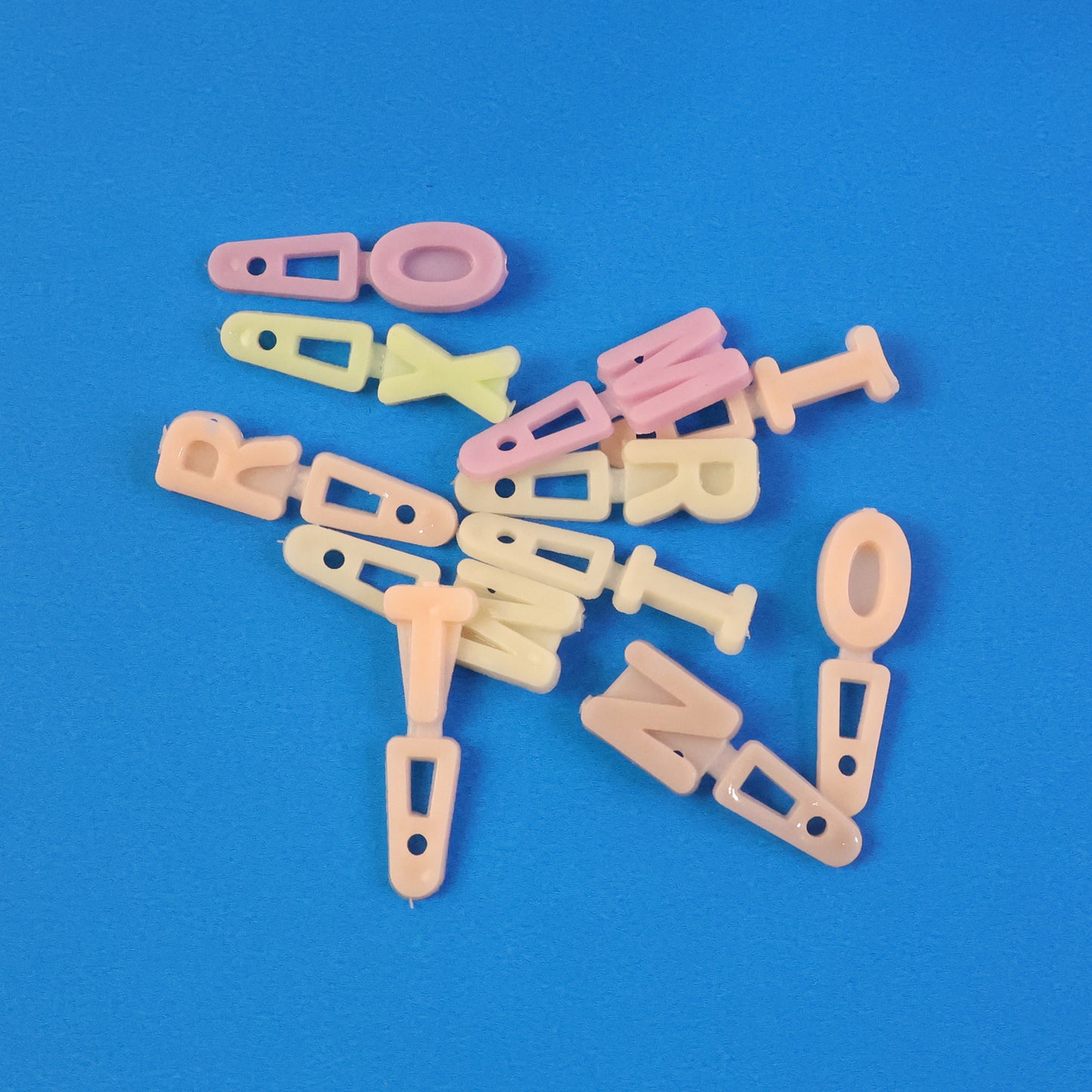 Alphabet Letter Beads Craft Set for DIY Projects - 1 Set - Happy Price - Image 4
