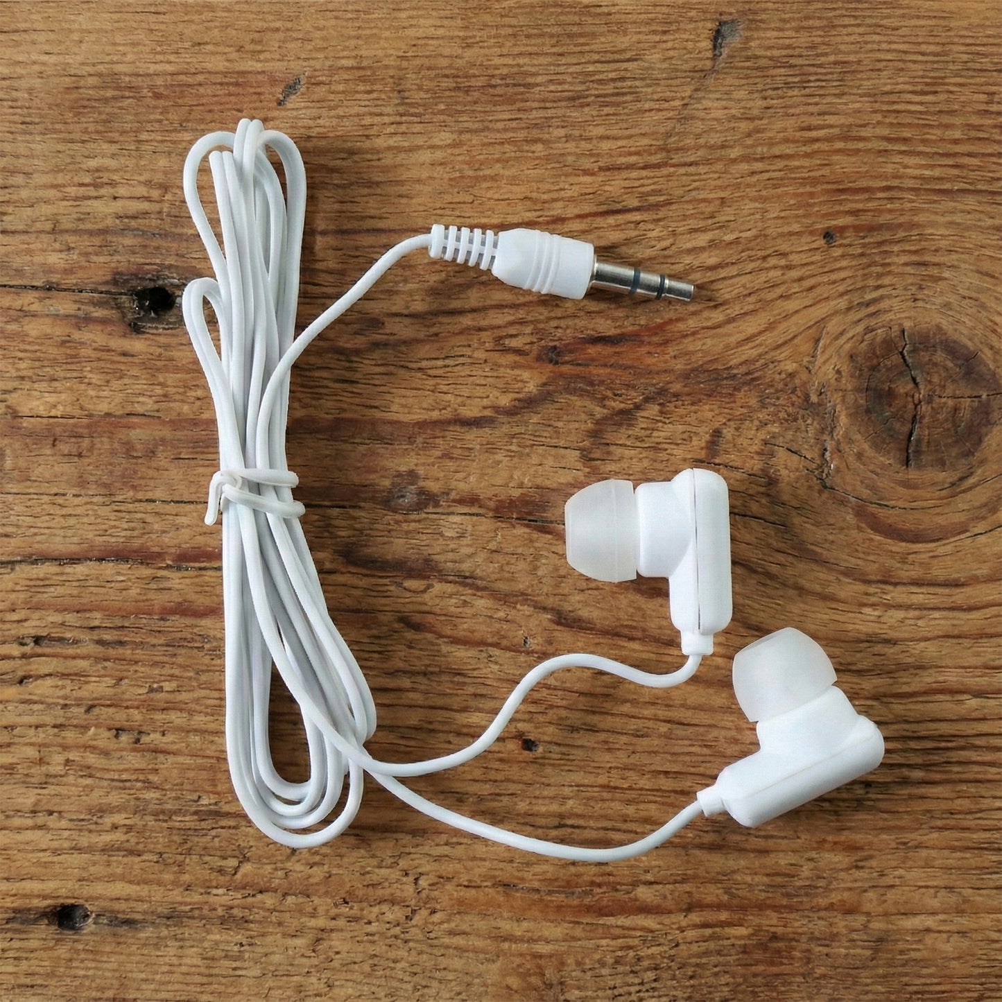 Classic Wired In-Ear Earphones with 3.5mm Jack (1 Pc) - Happy Price - Image 5