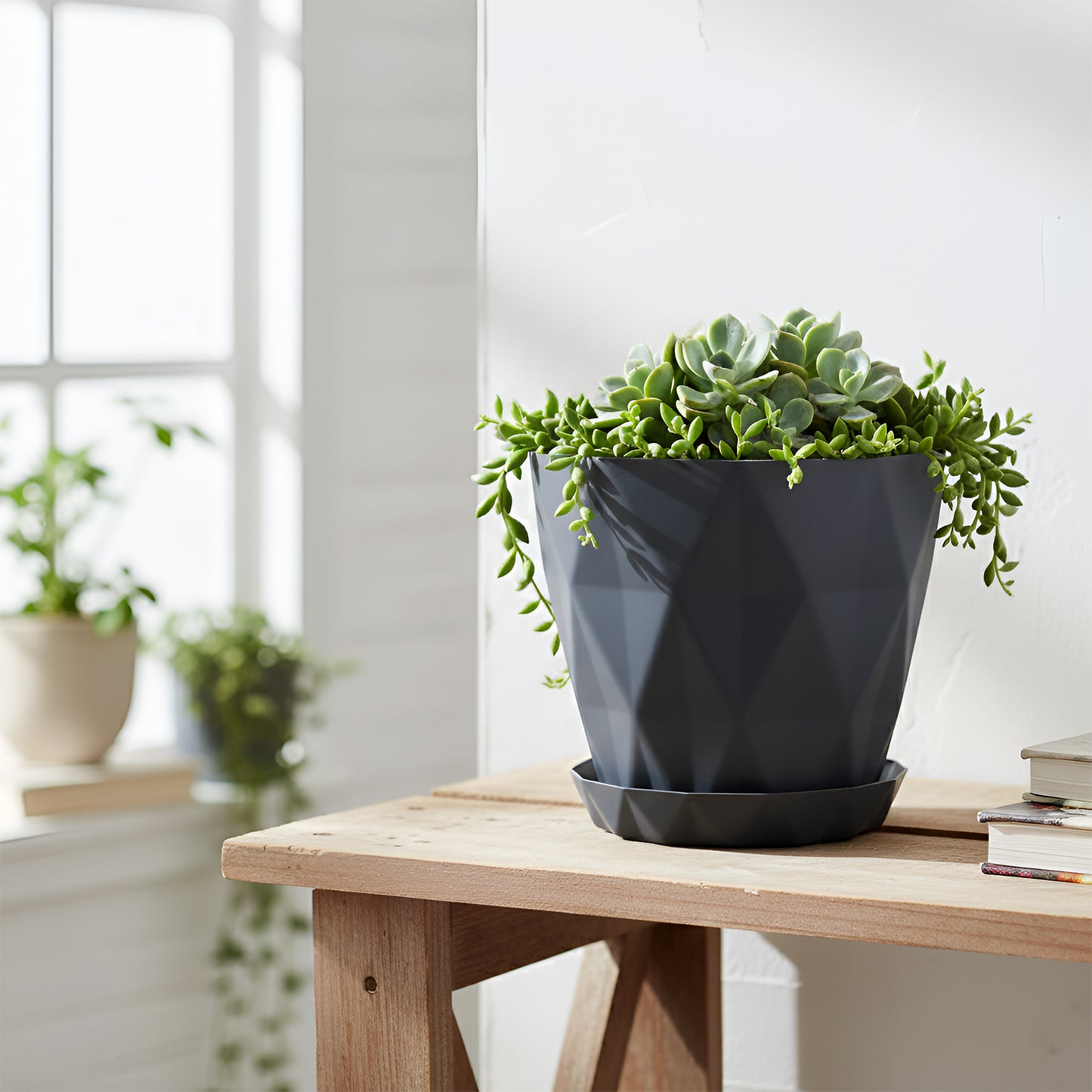 Diamond Design Plastic Flower Pot Set with Drain Tray (5 Pc) - Happy Price - Image 4