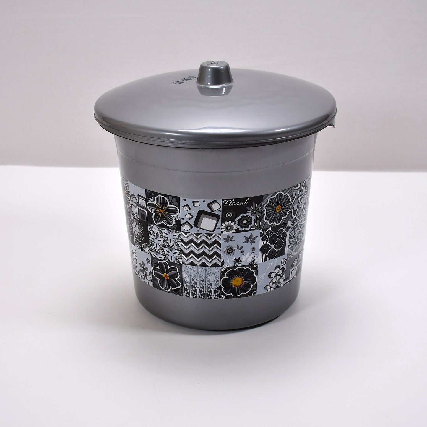 Large Capacity Plastic Bathroom Set Of 7pieces (1pc Big Tub 1pc Bucket1pc Dustbin 1pc Mug 1pc Soap Case 1pc Dustpan 1pc Stool) - Happy Price - Image 2