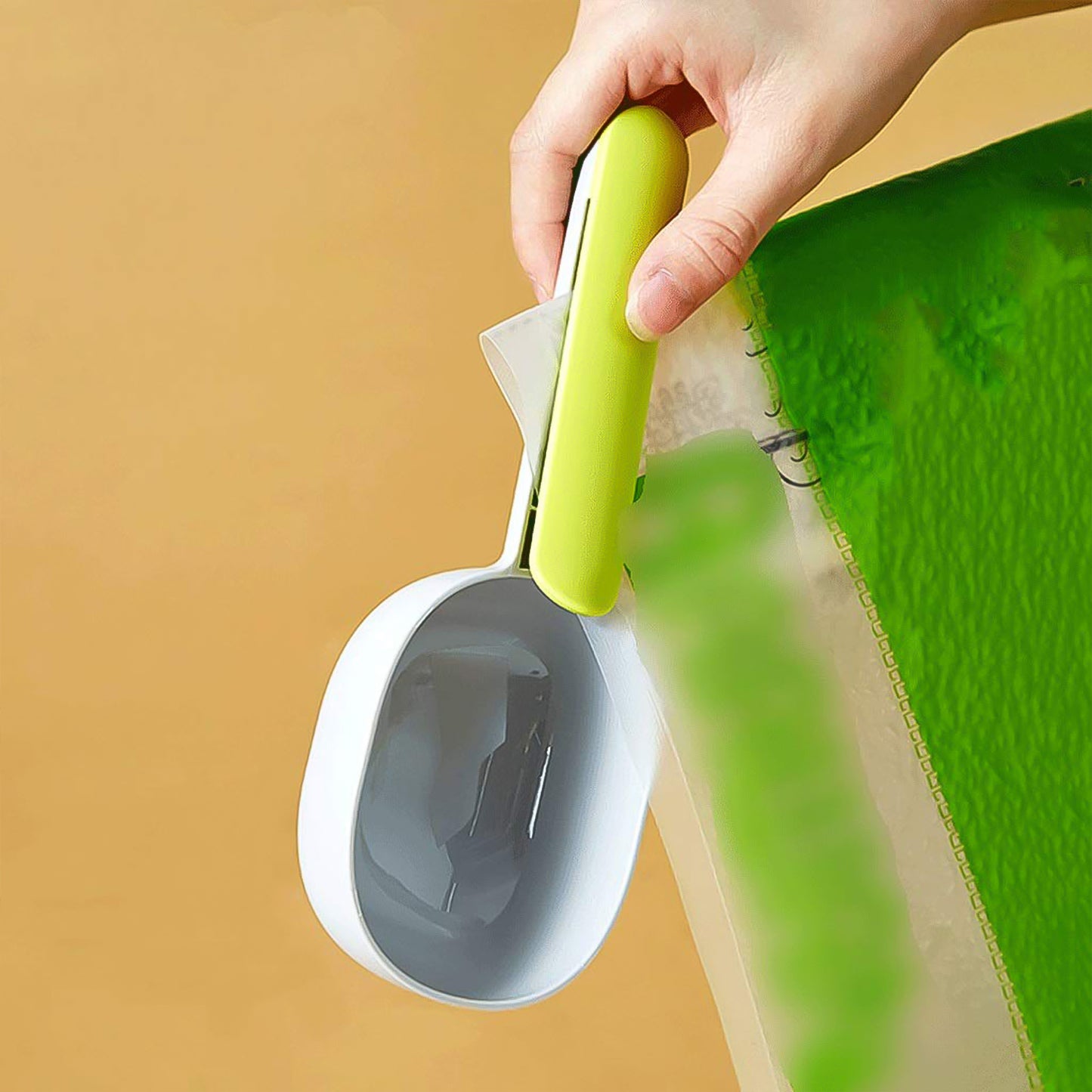 Large Plastic Measuring Spoons Flour Scoops For Home Kitchen (1 Pc) - Happy Price - Image 4