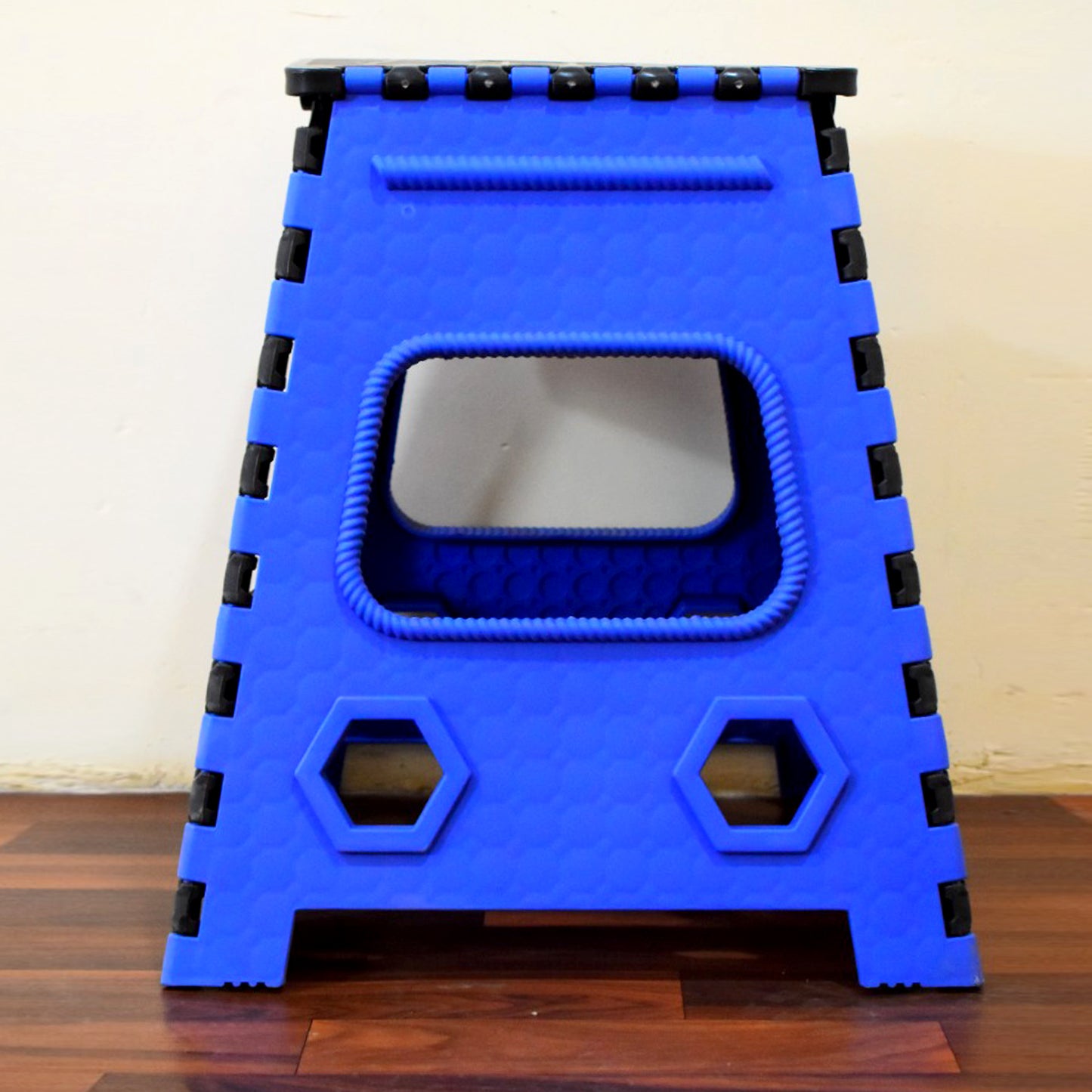 Plastic Pick And Move Strong Step Stool Table 18 Inch - Happy Price - Image 7