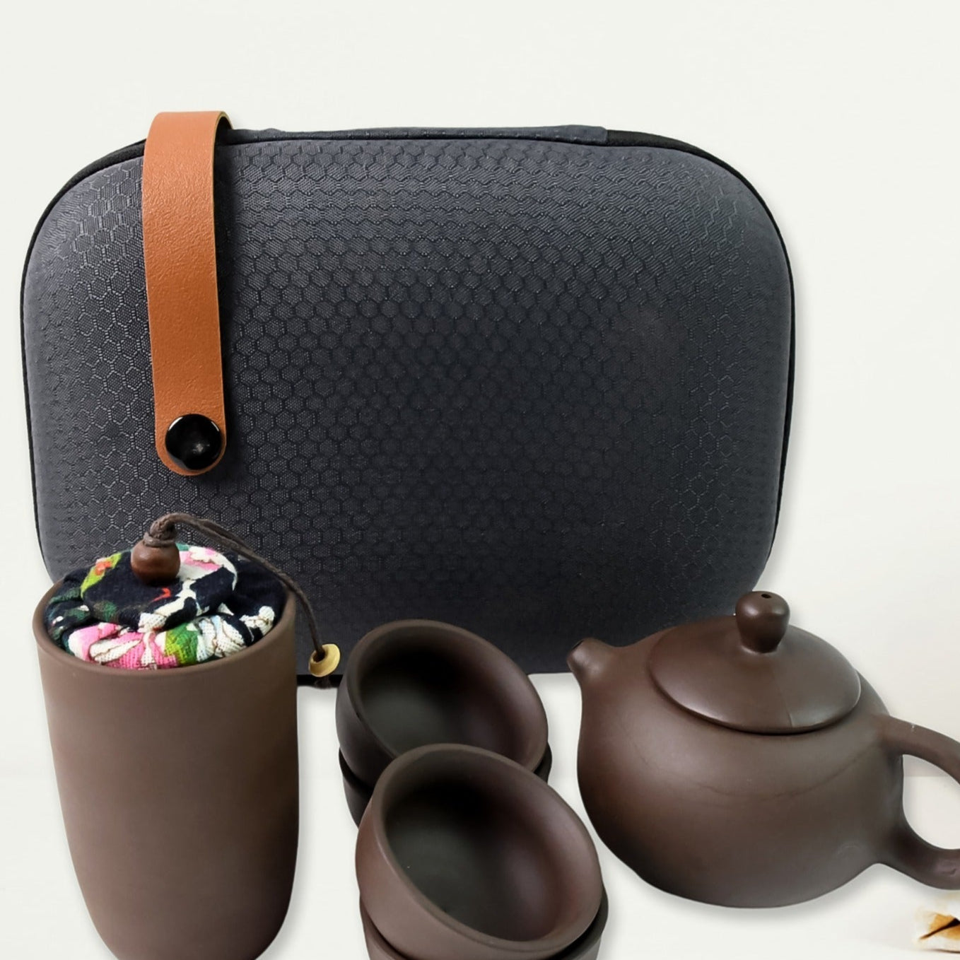 Portable Kung Fu Tea Set With A Portable Travel Bag (Set Of 6pcs) - Happy Price - Image 1