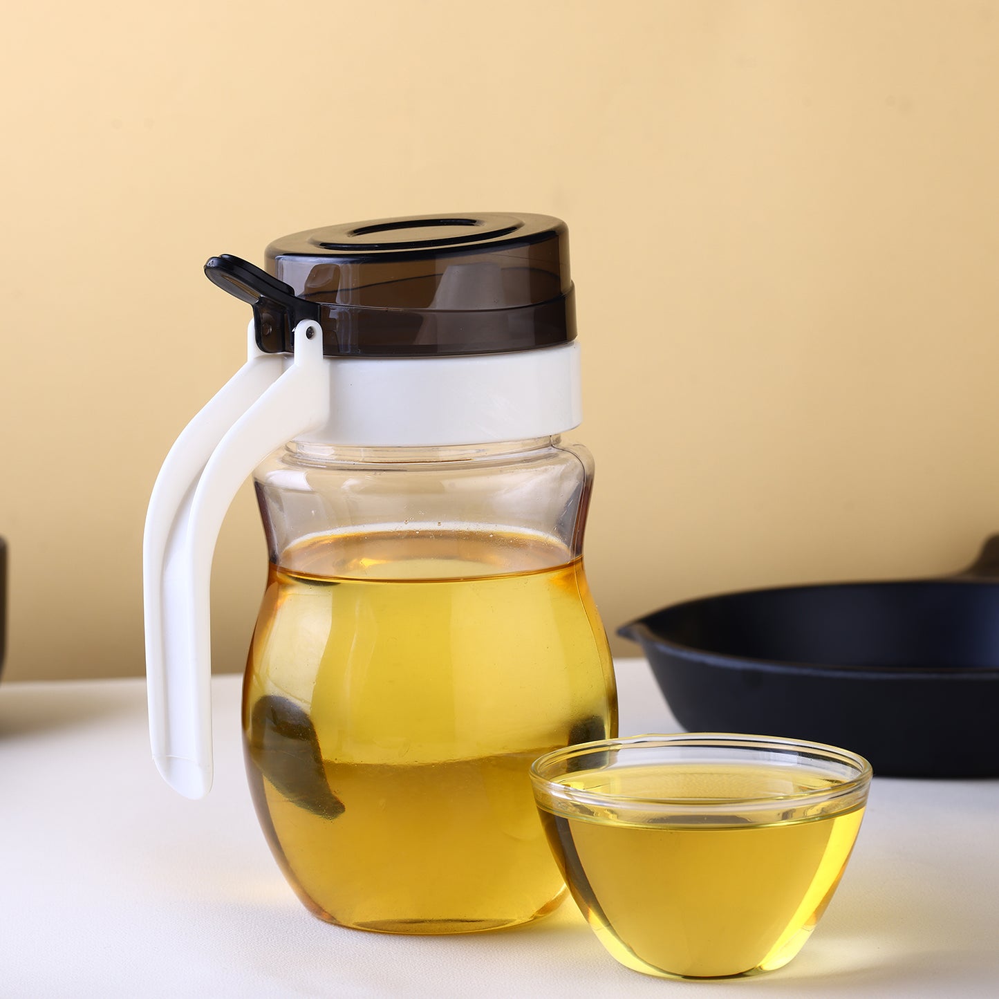 Oil Dispenser Stainless Steel With Small Nozzle 650ml - Happy Price - Image 3