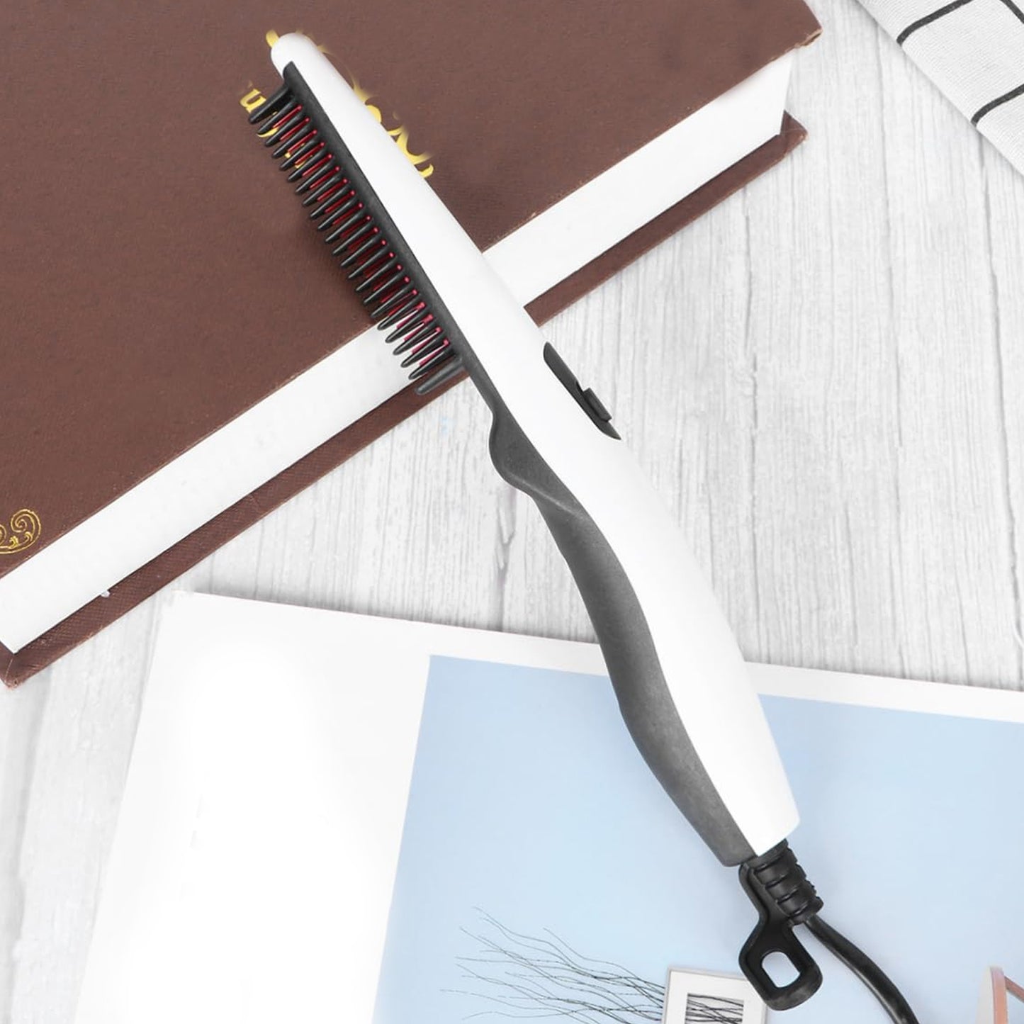 Electric Hair Styling Comb for Men & Women - Portable Beard Straightener (1 Pc) - Happy Price - Image 5